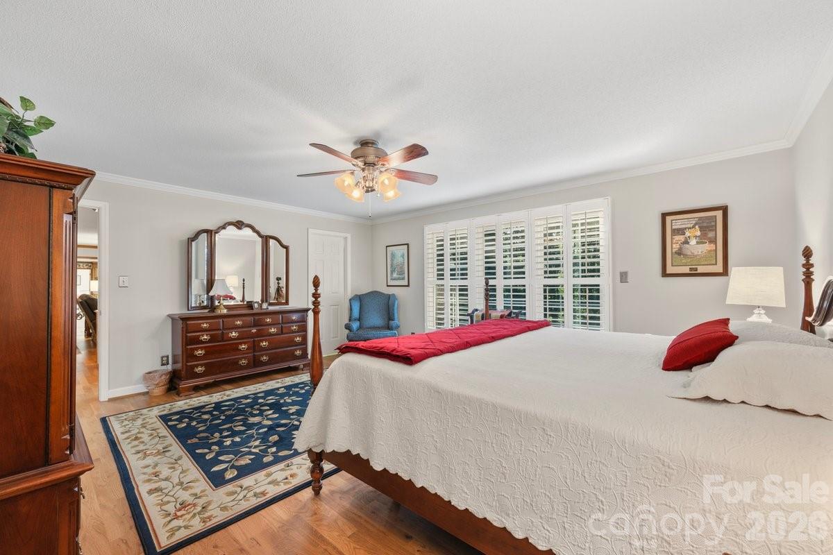 207 Lost Corner Road — Morganton