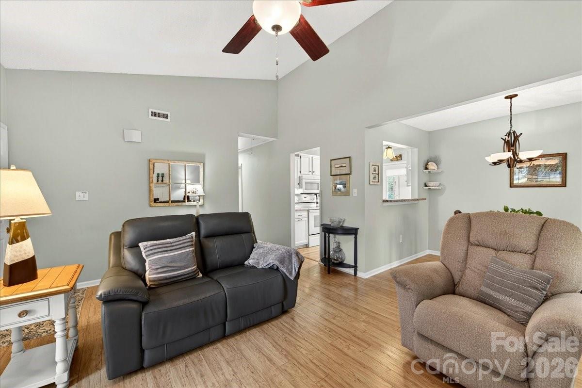 7306 Carrbridge Lane — Charlotte