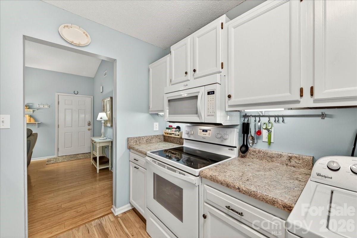 7306 Carrbridge Lane — Charlotte