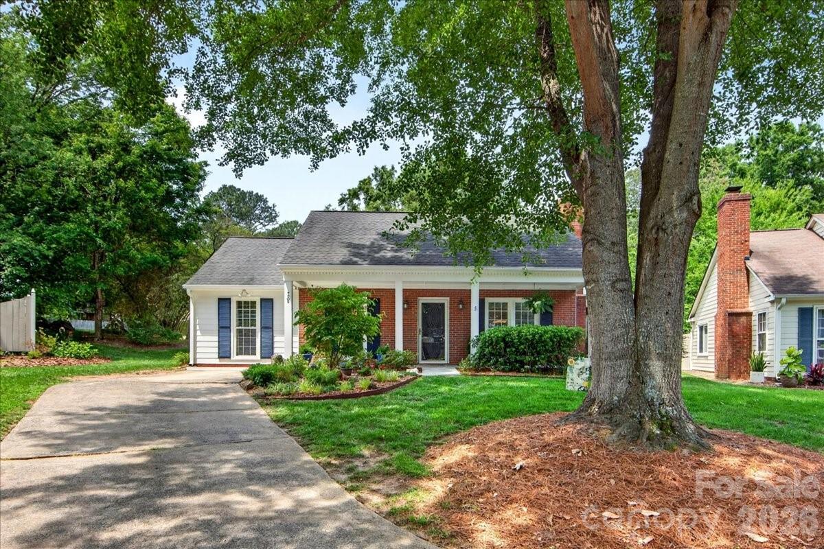 7306 Carrbridge Lane — Charlotte