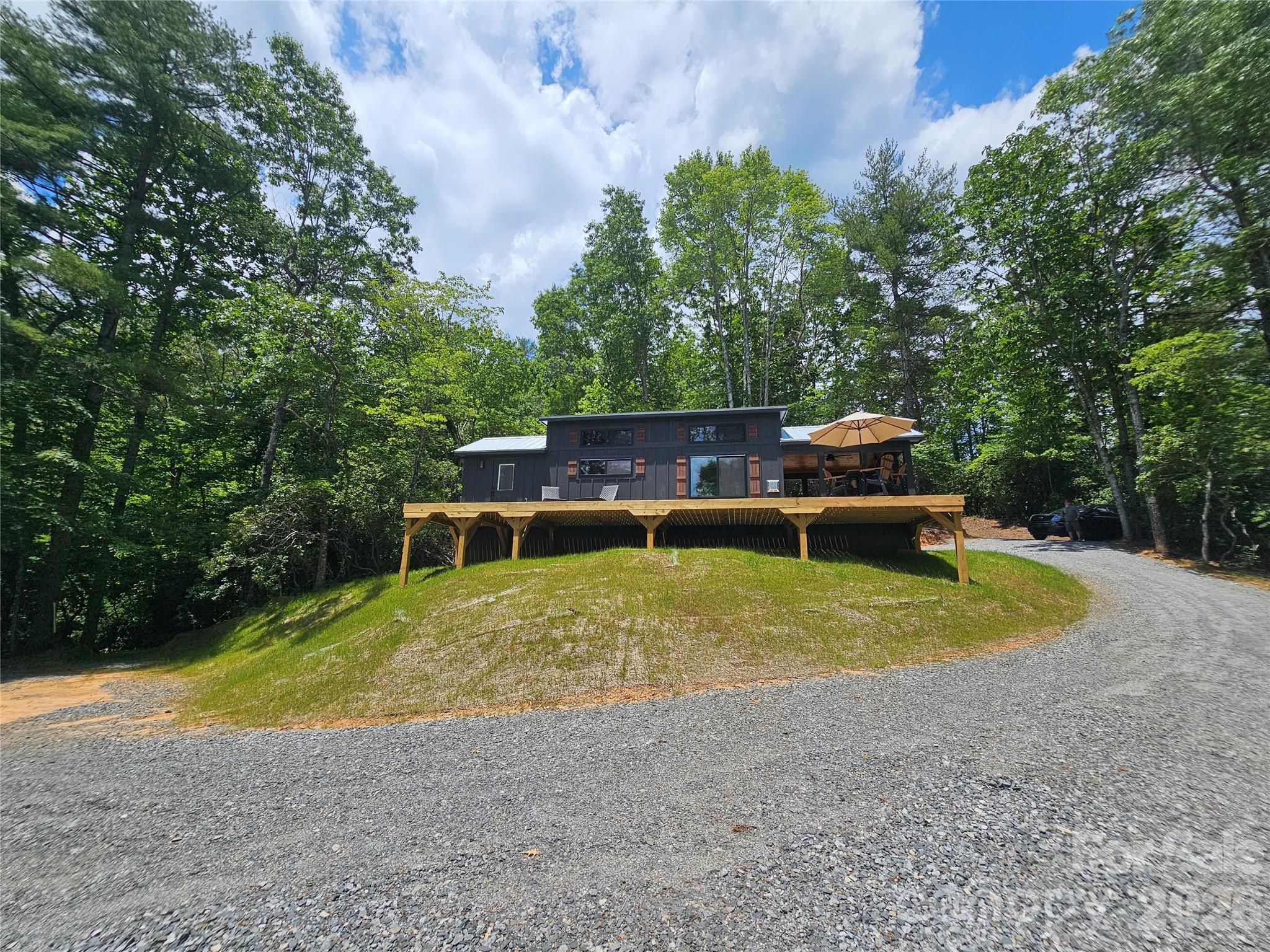 171 Duff Cove Road — Brevard