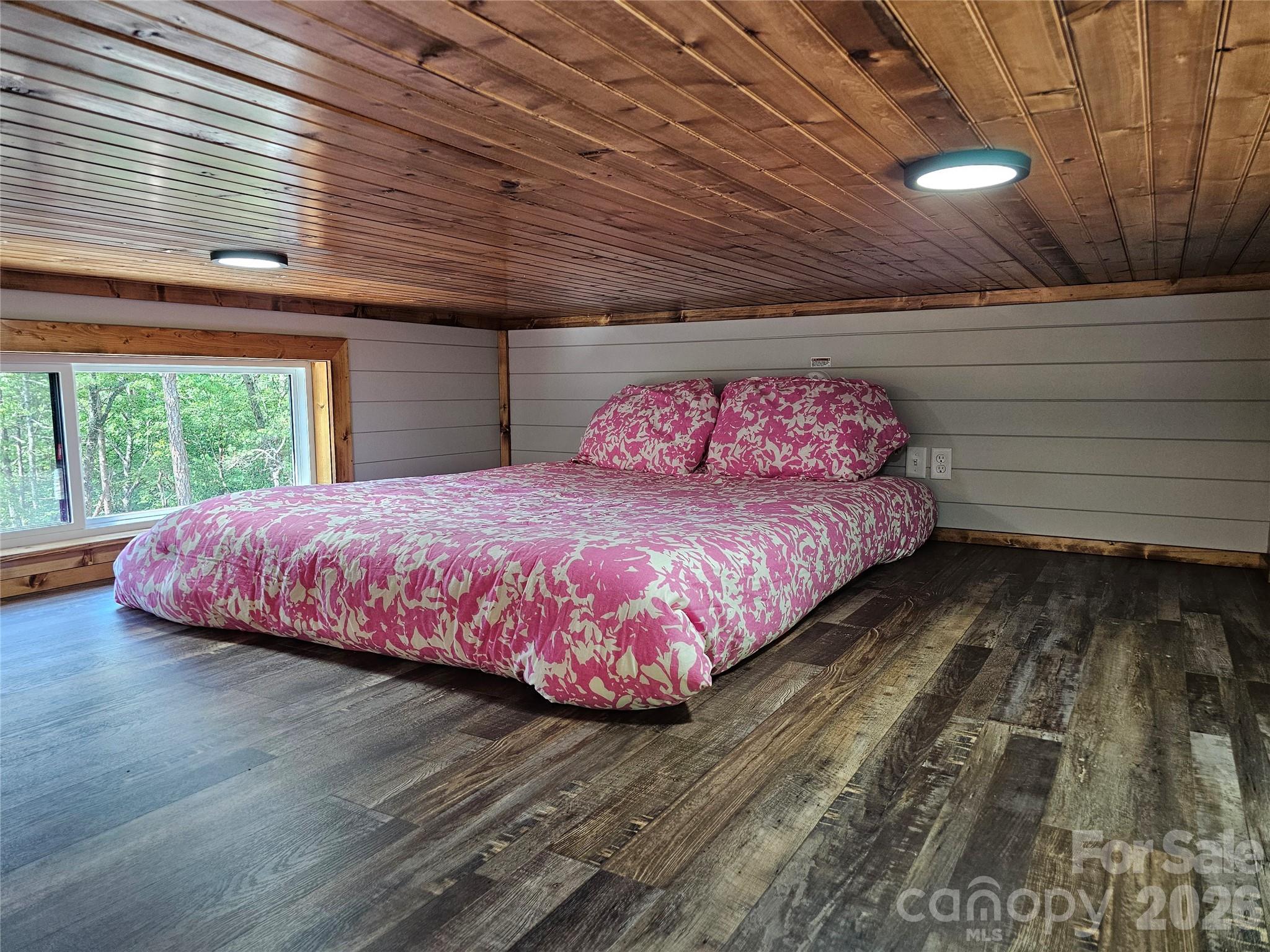 171 Duff Cove Road — Brevard