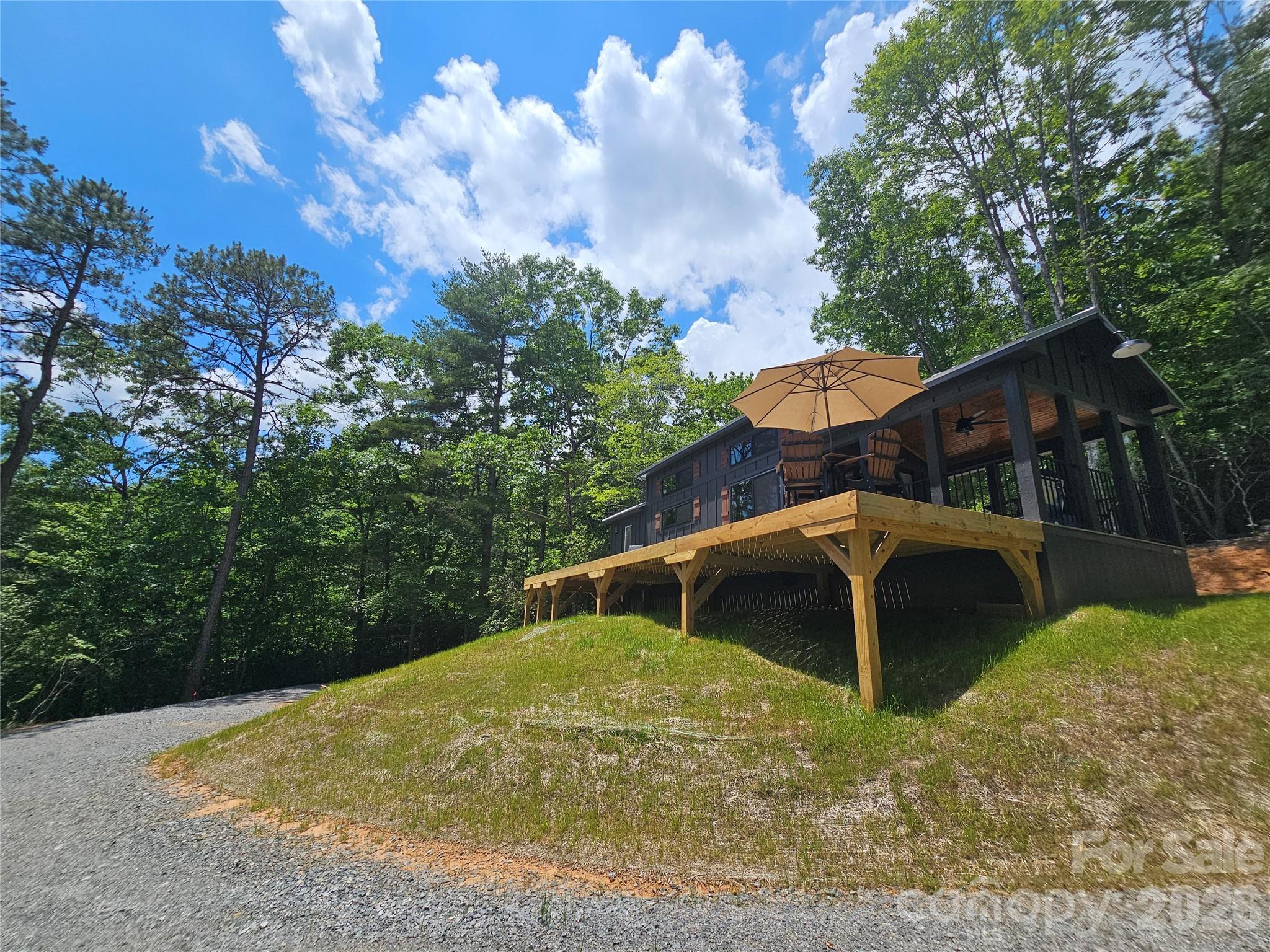 171 Duff Cove Road — Brevard