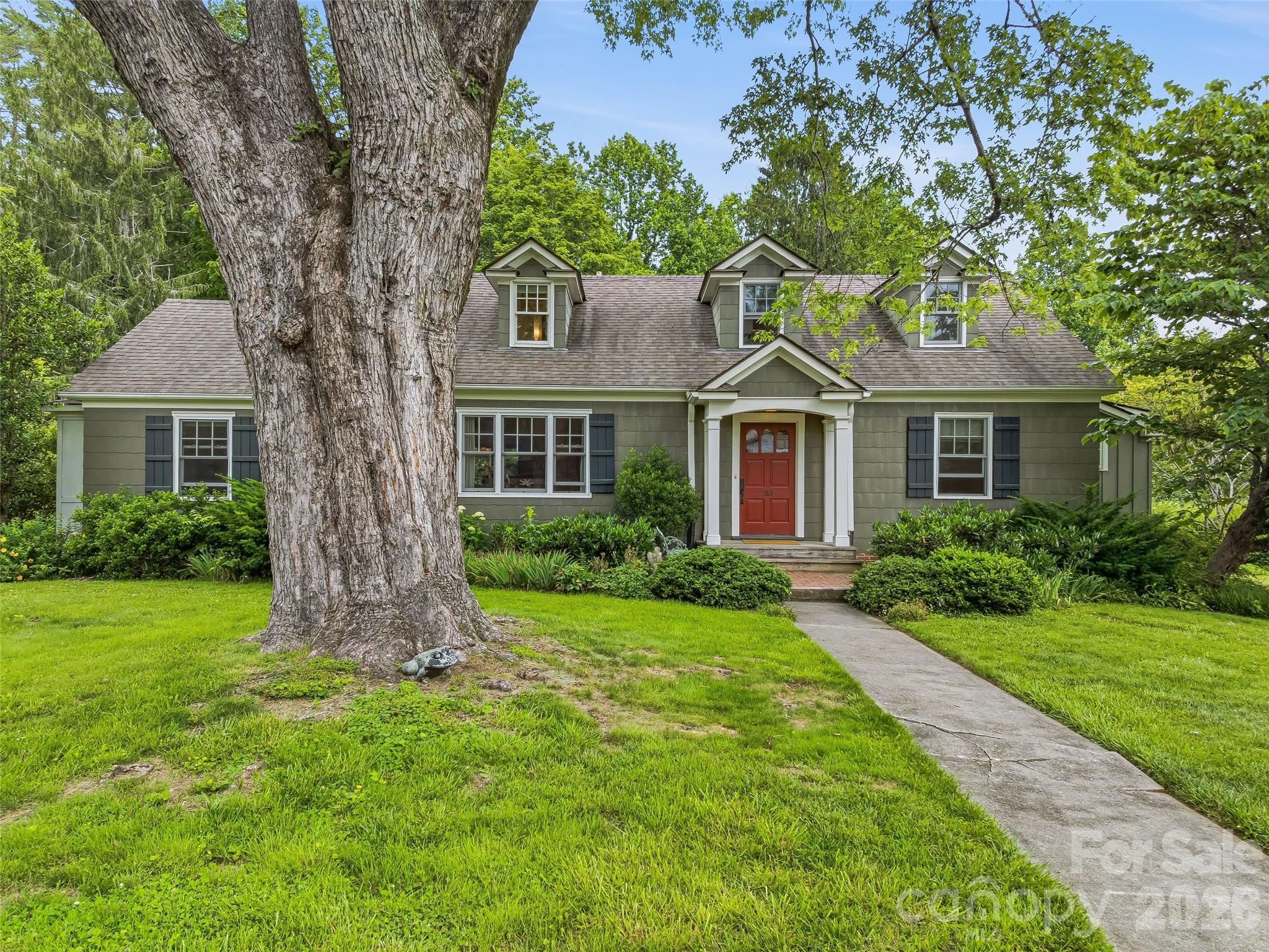 153 Franklin Street — Brevard