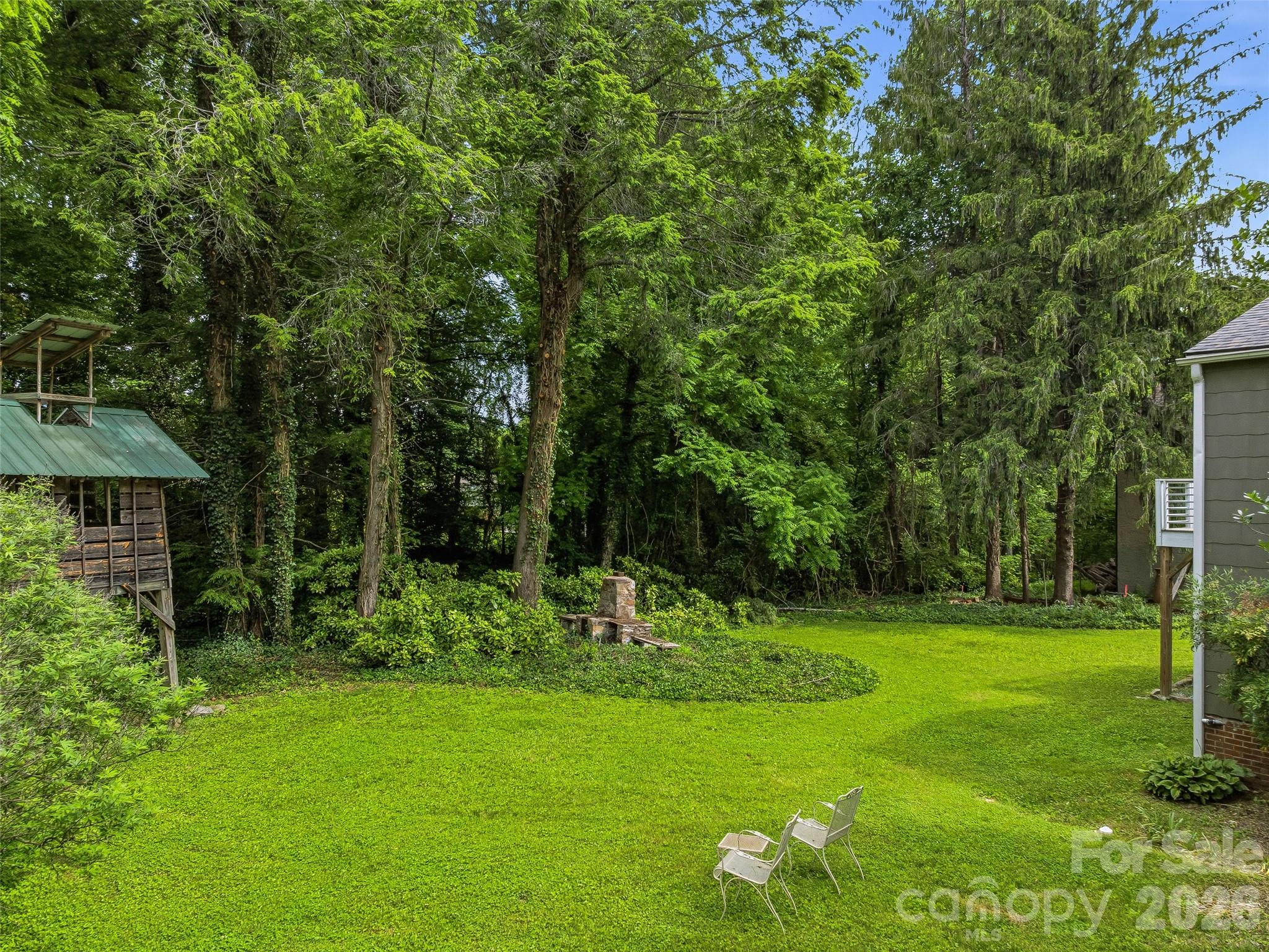 153 Franklin Street — Brevard
