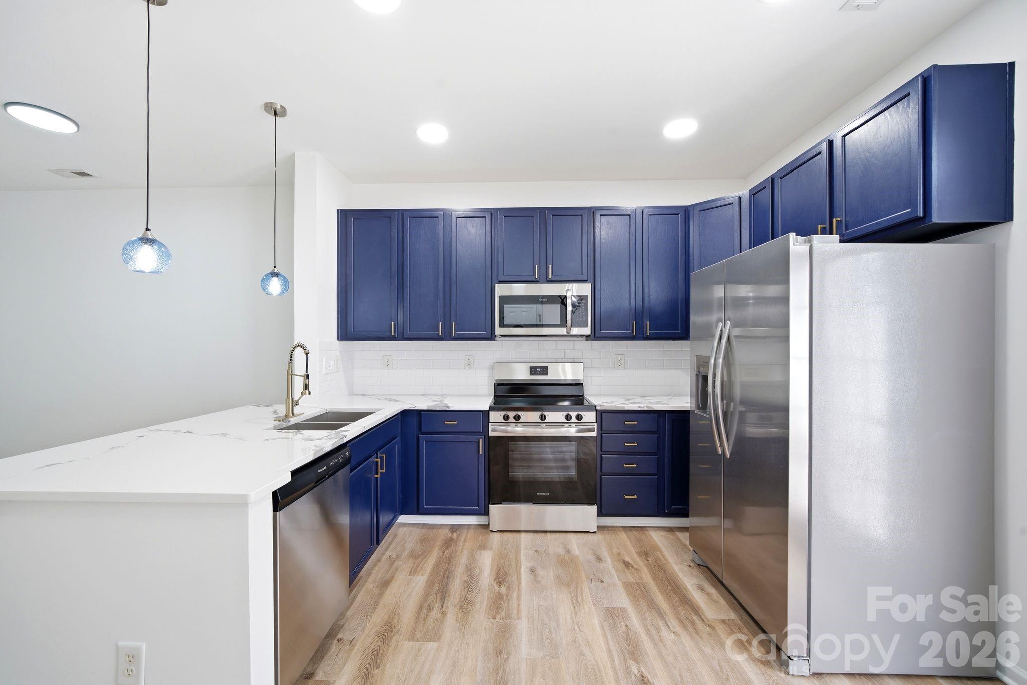 14237 Tamarack Drive — Charlotte