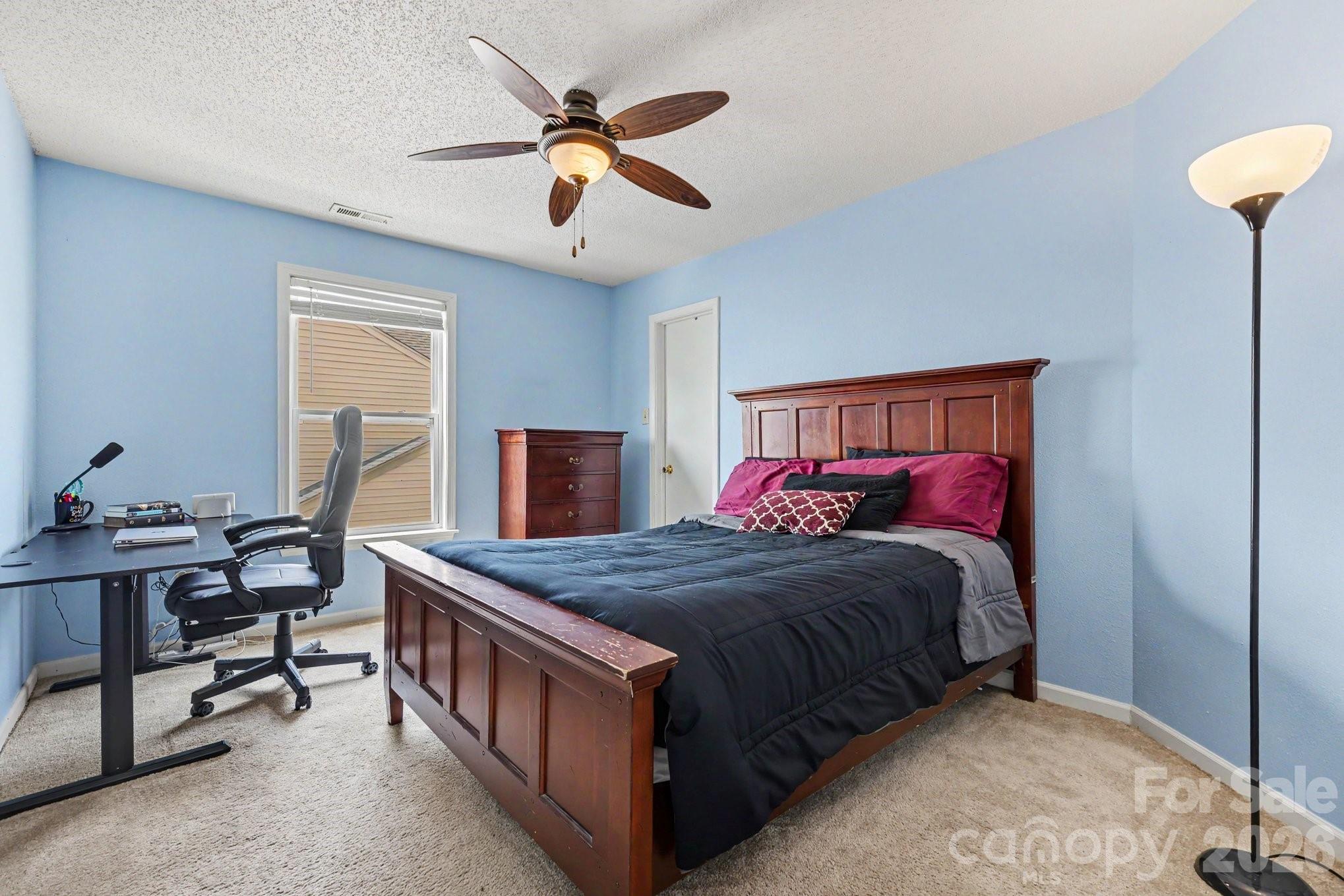 5654 Hammermill Drive — Harrisburg