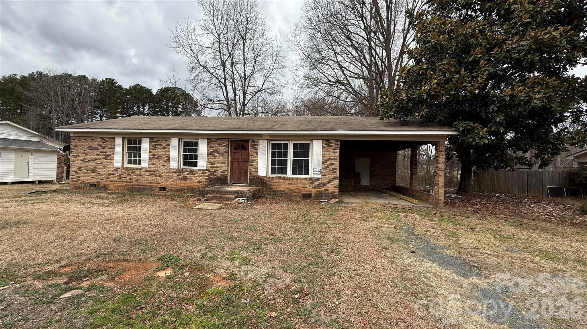 215 Gaddis Road — Oakboro