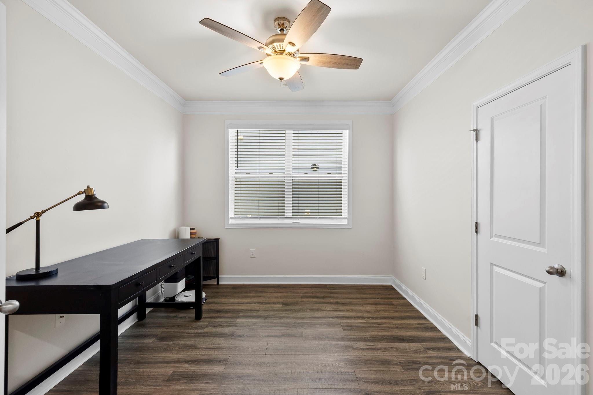 48 Thornberry Road — Hendersonville