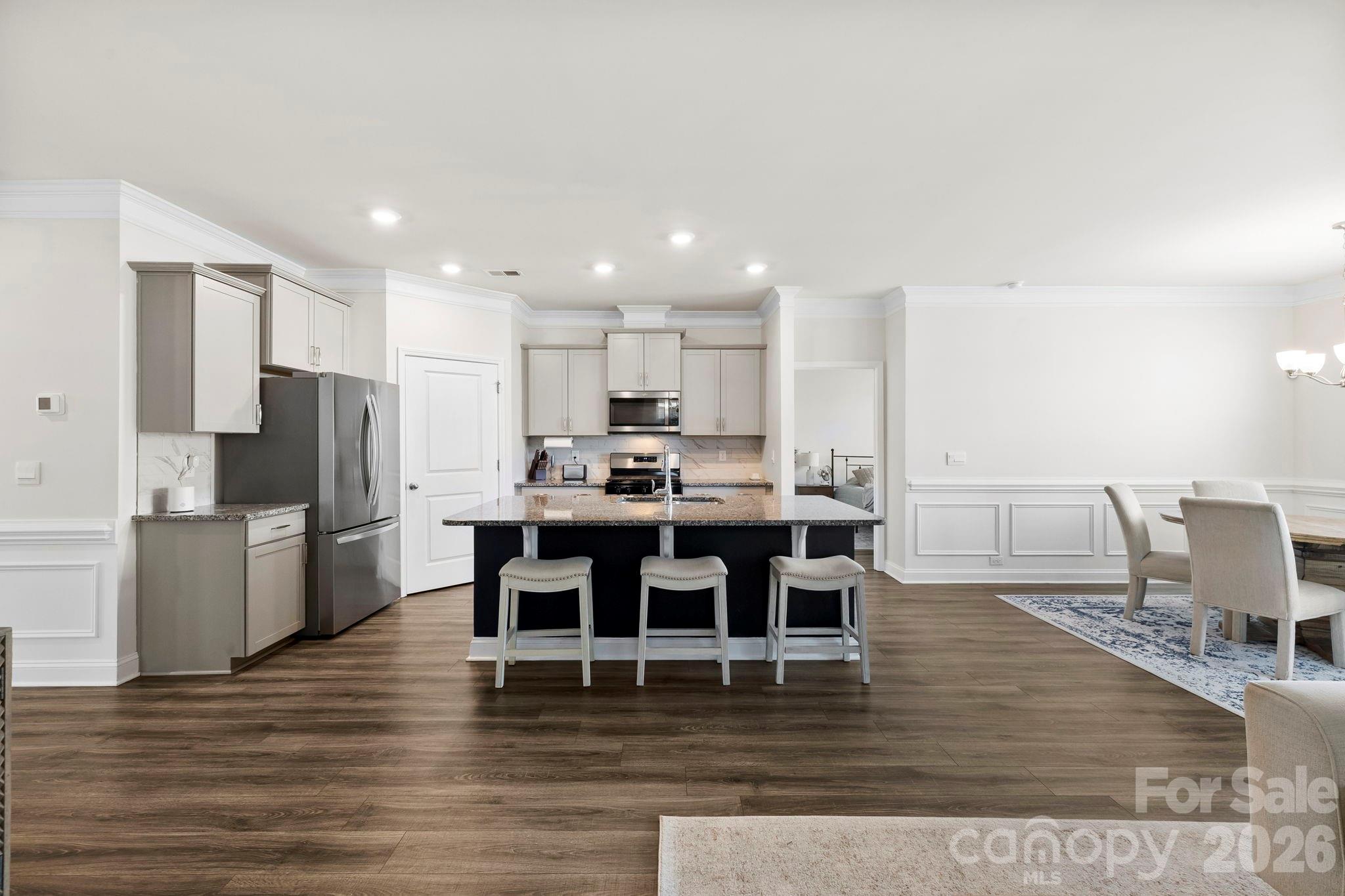 48 Thornberry Road — Hendersonville