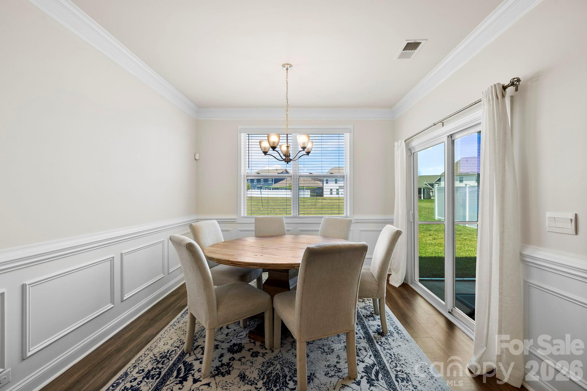 48 Thornberry Road — Hendersonville