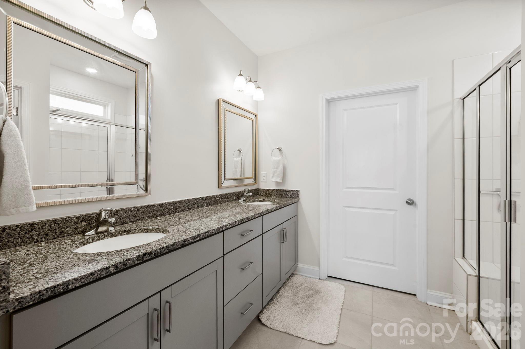 48 Thornberry Road — Hendersonville