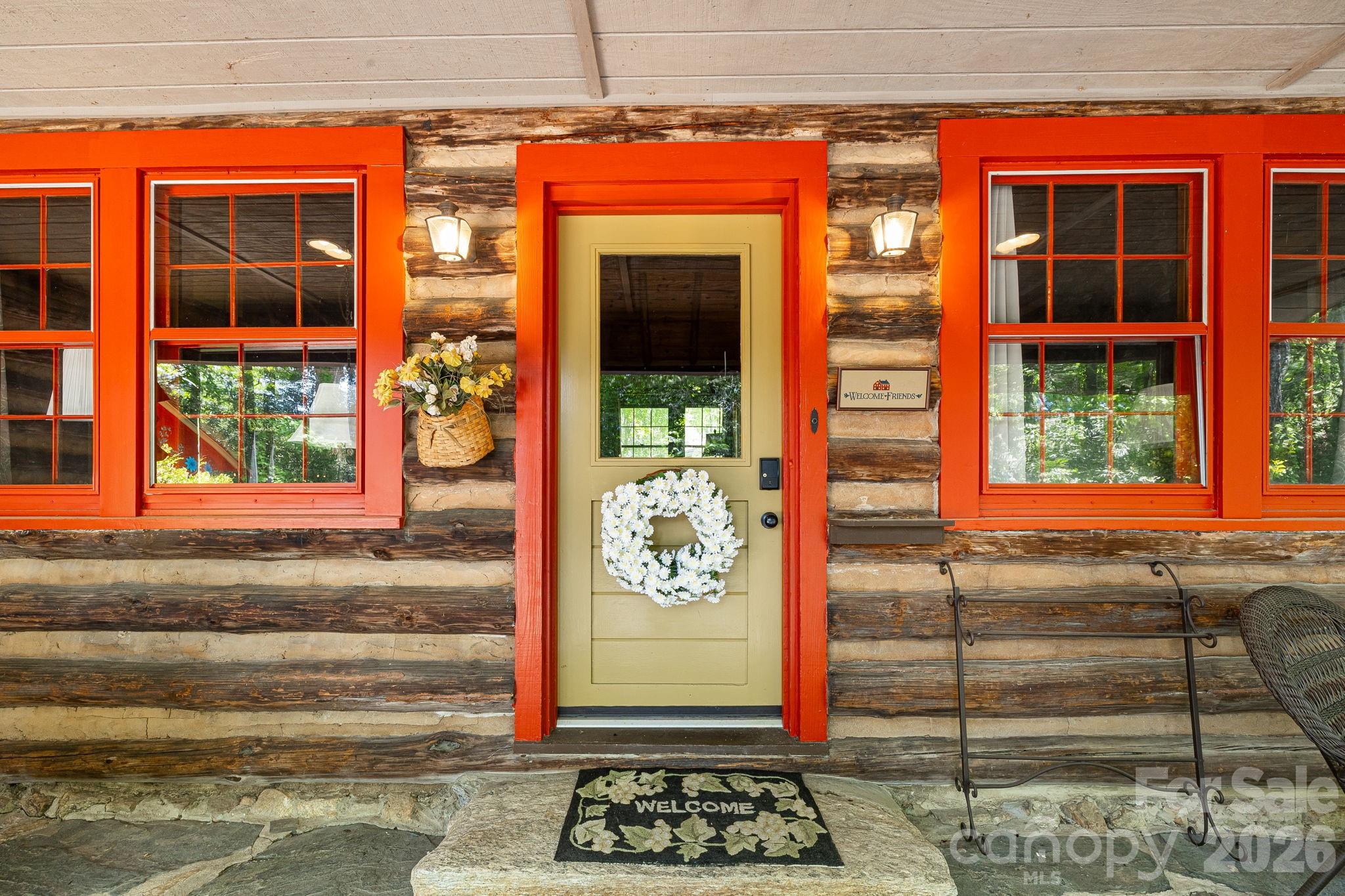 128 Tee Off Lane — Hendersonville