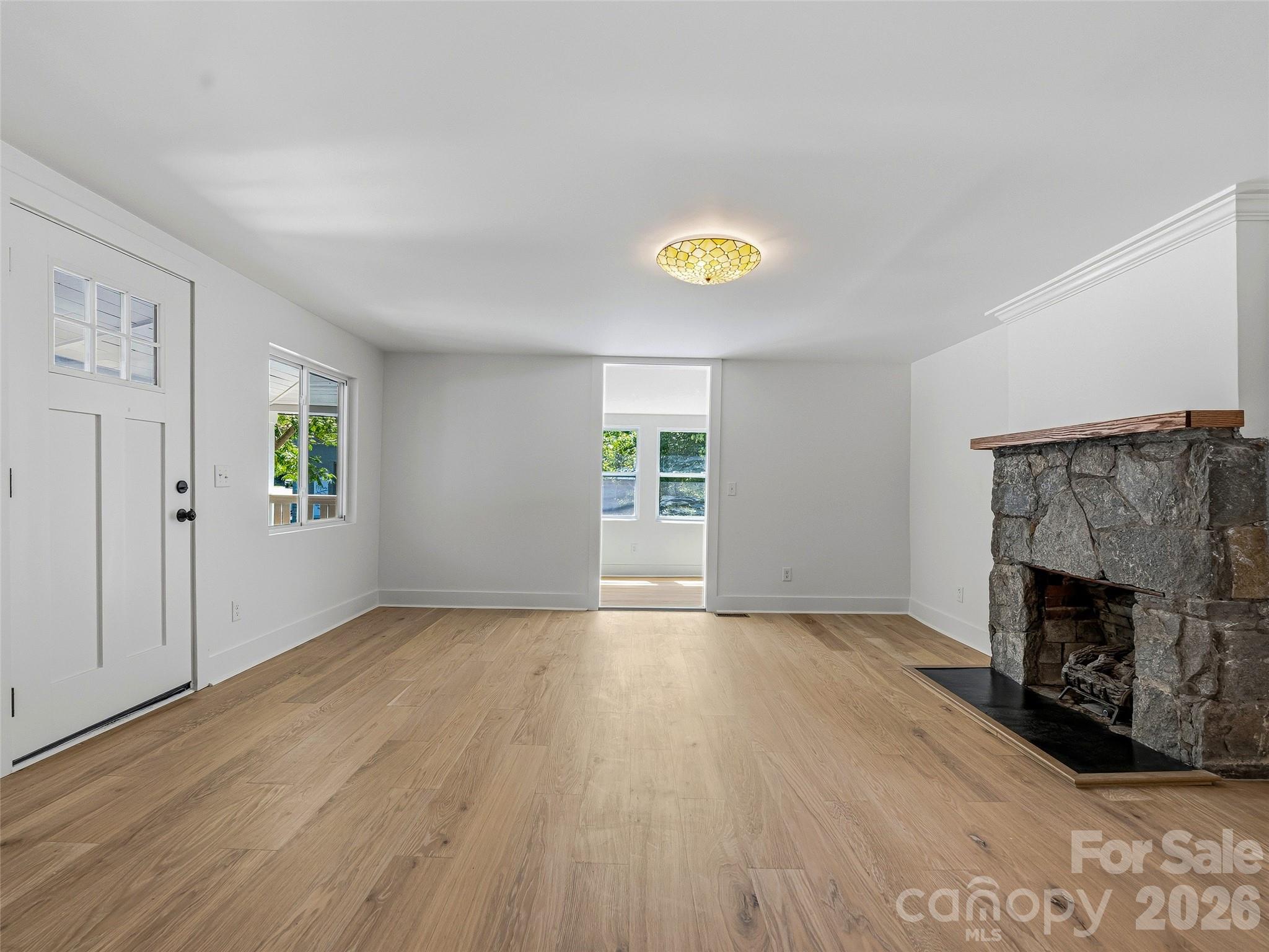 895 N Trade Street — Tryon