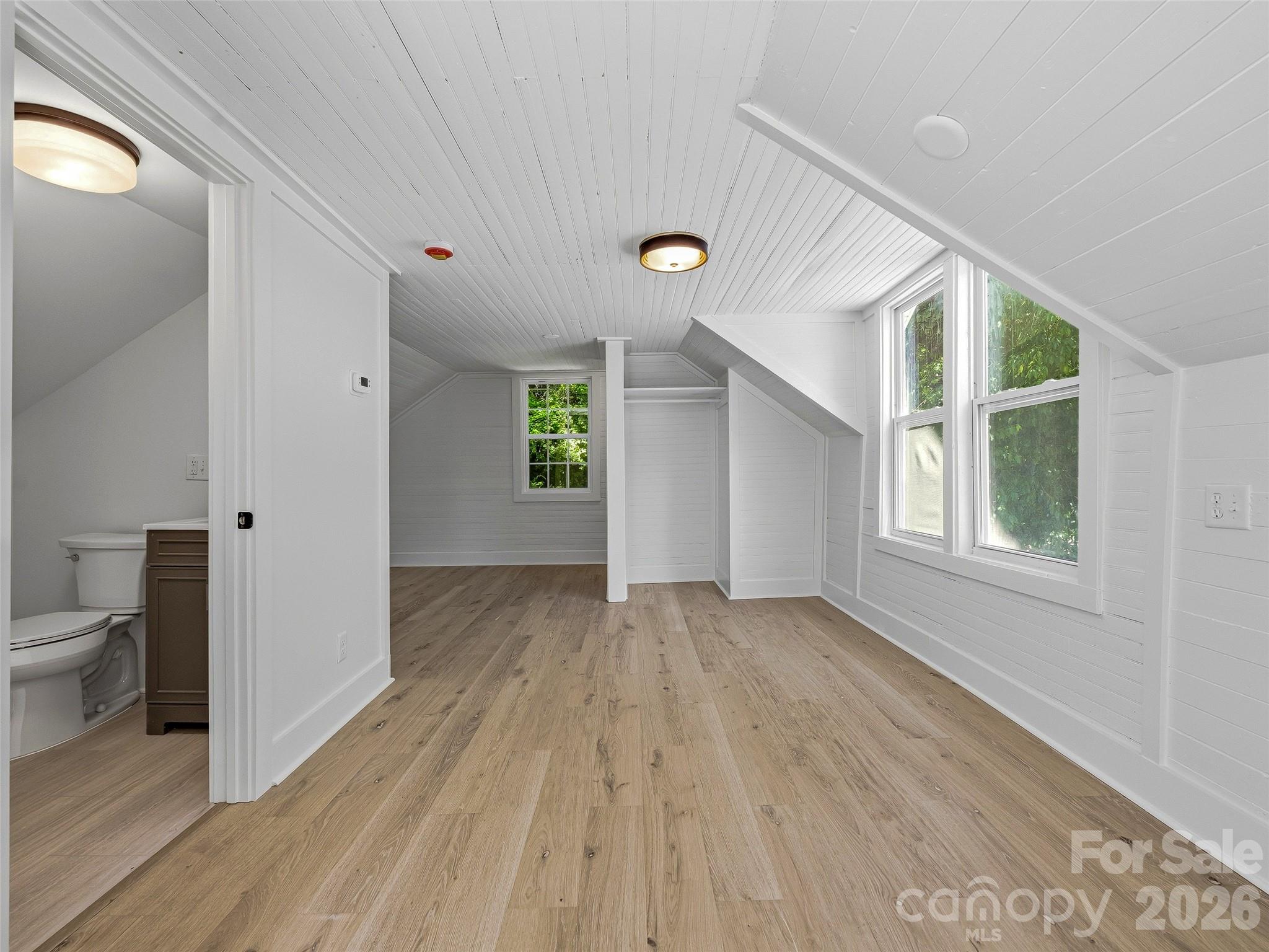 895 N Trade Street — Tryon