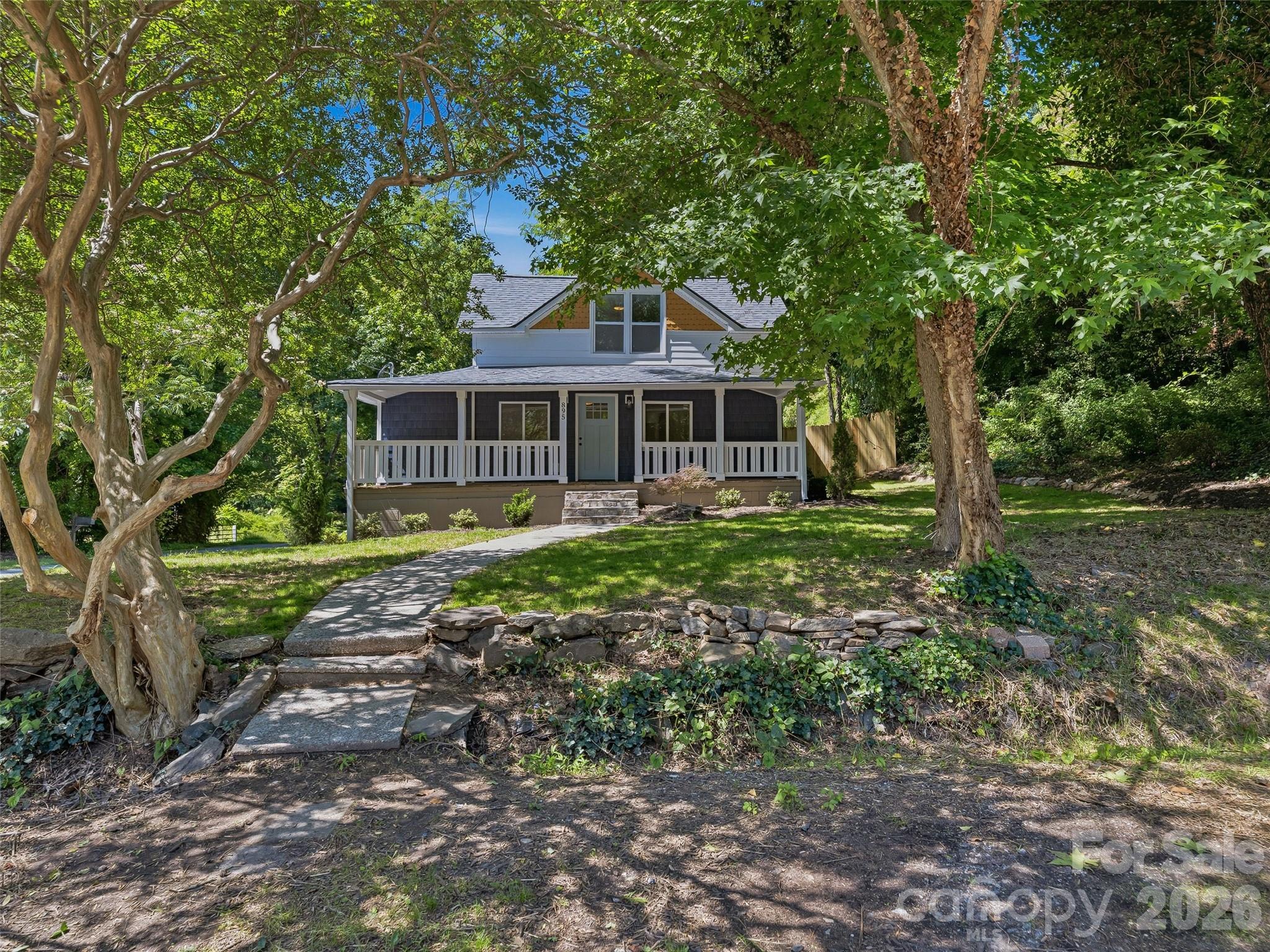 895 N Trade Street — Tryon