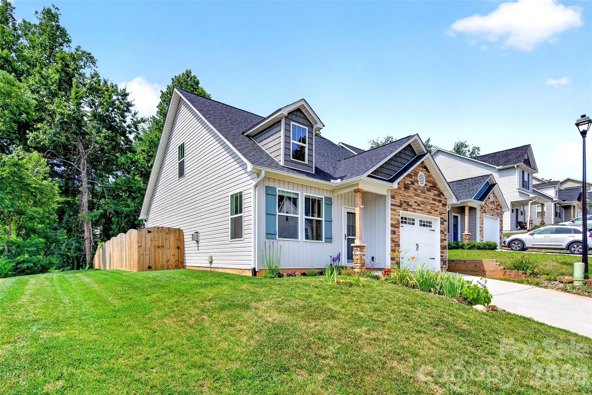 200 Rockrose Court — Asheville