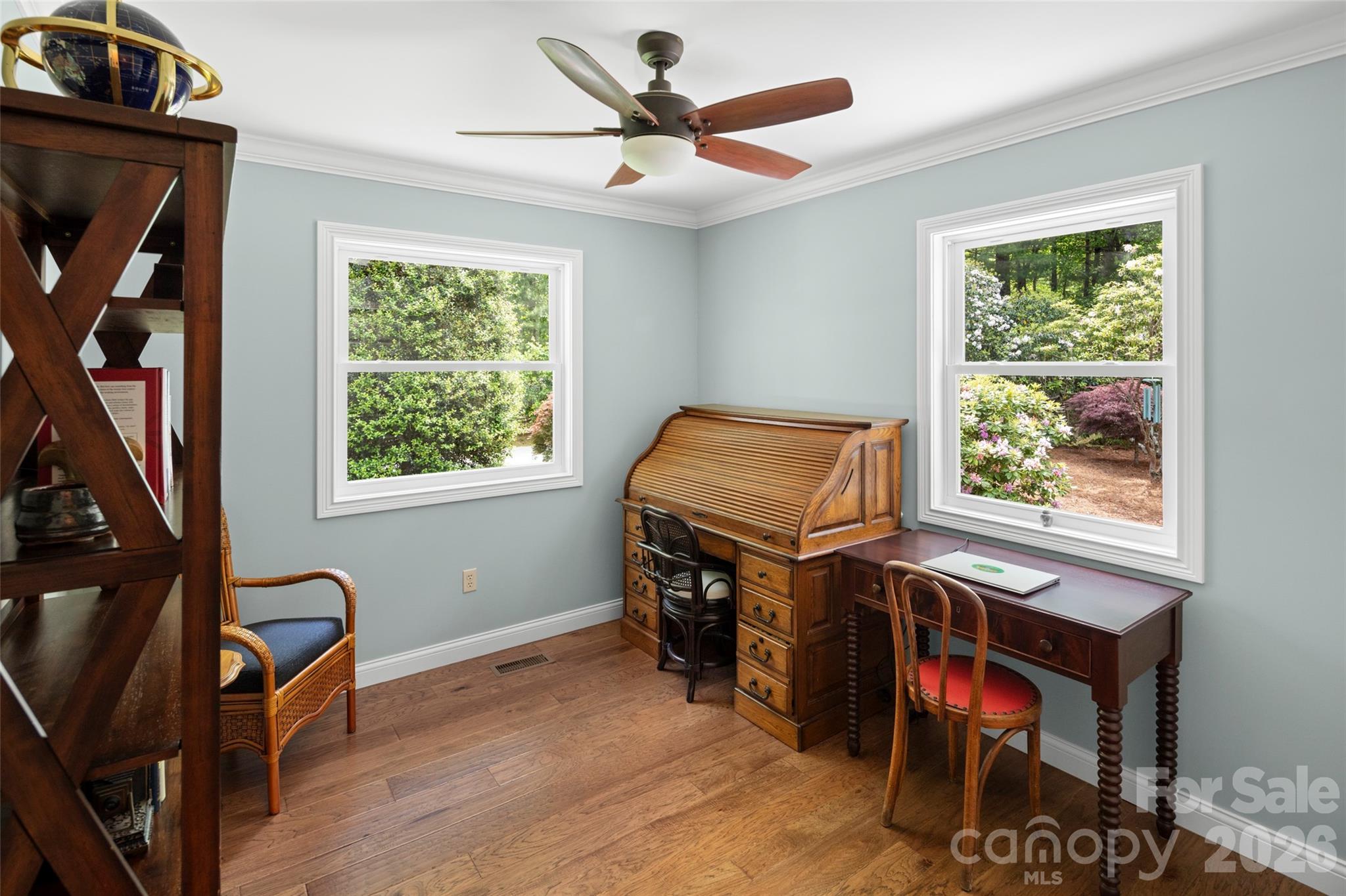 2750 Leucothae Way — Hendersonville
