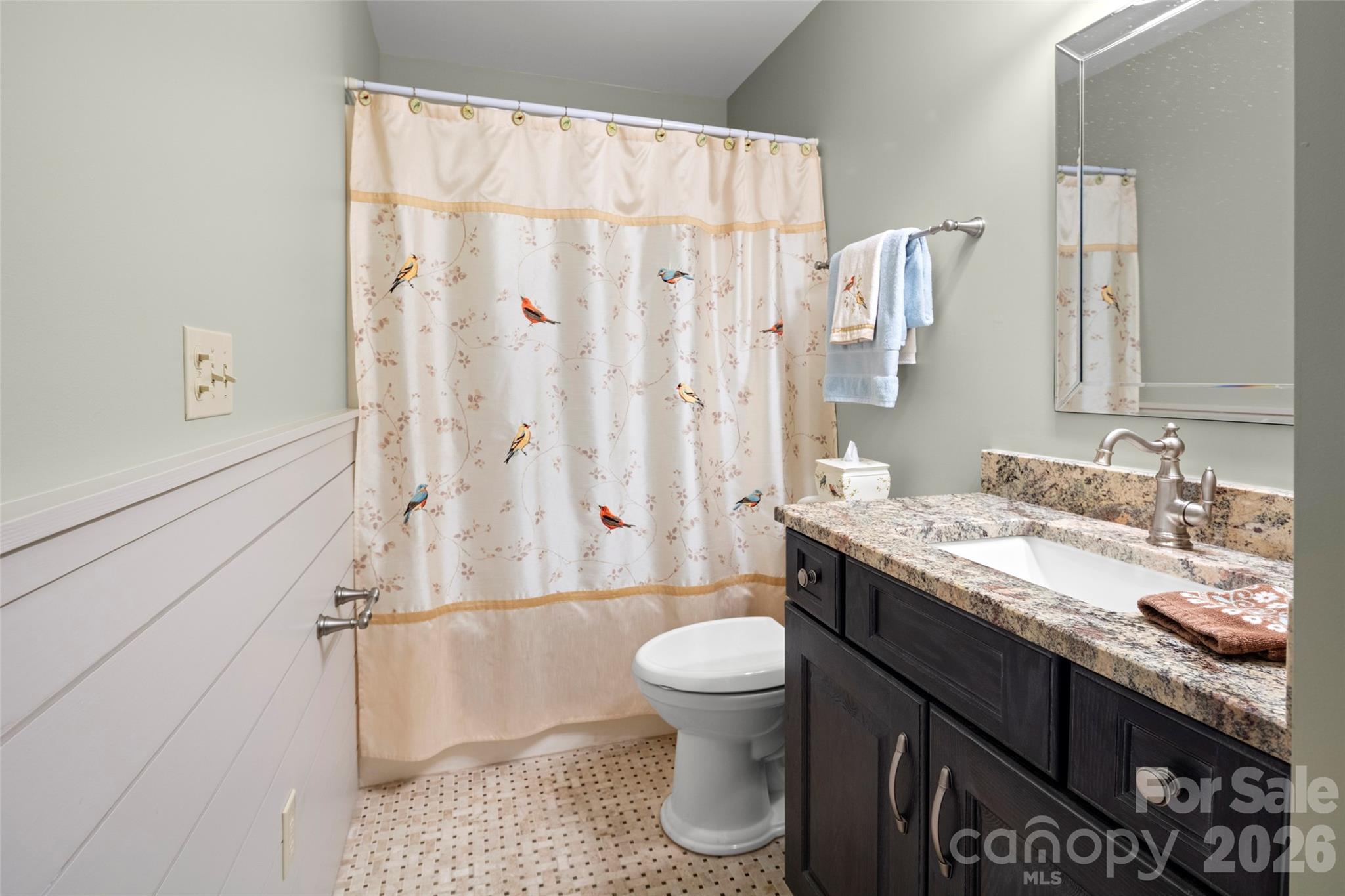 2750 Leucothae Way — Hendersonville