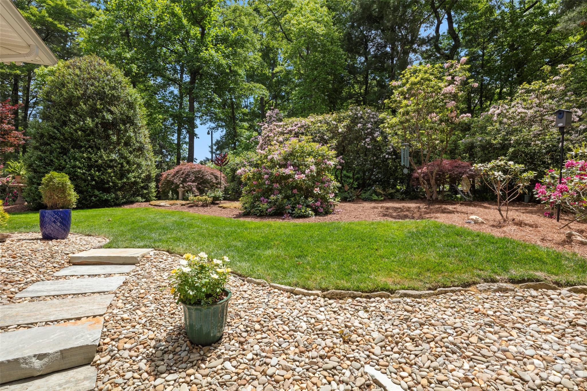 2750 Leucothae Way — Hendersonville