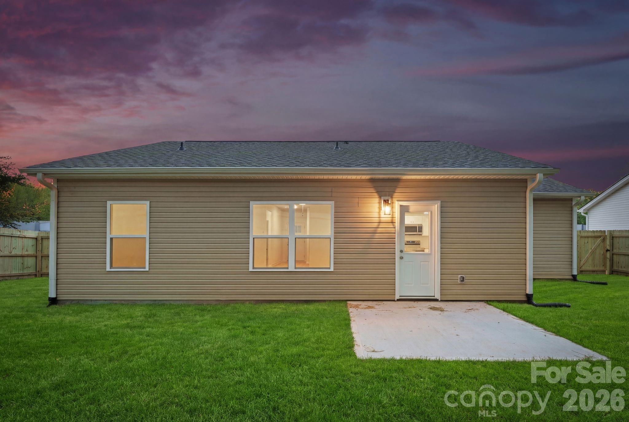 912 Bond Avenue — Gastonia