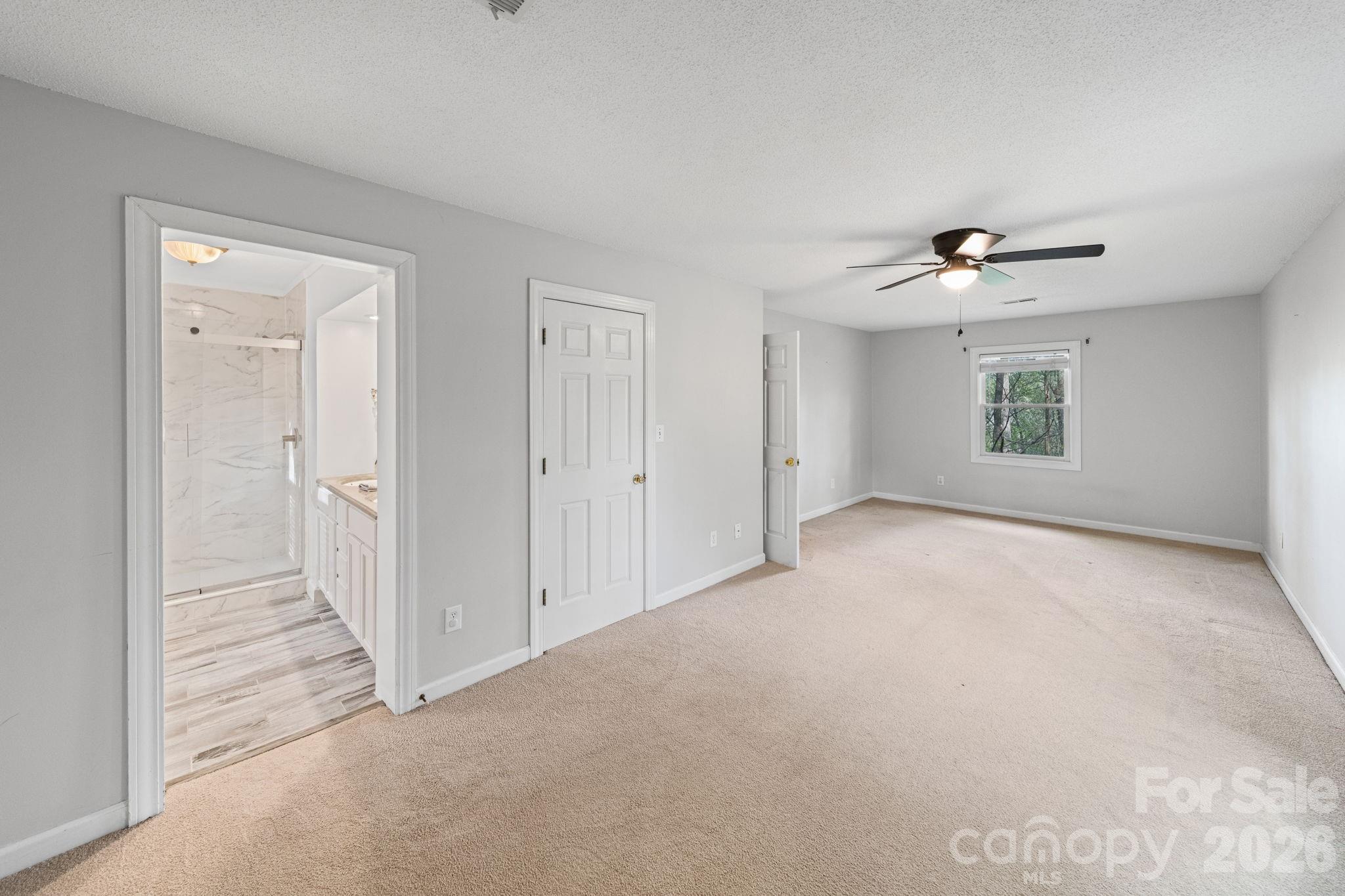 200 Maple Court — Lexington