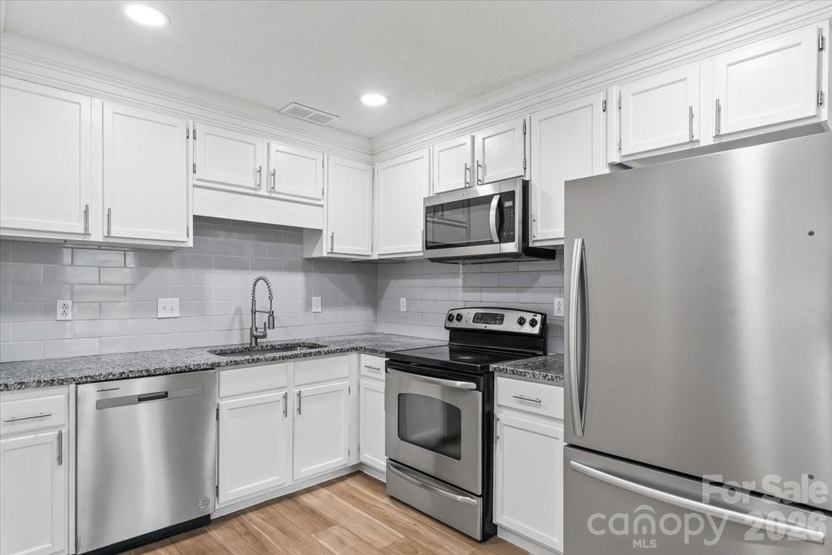 8006 Hemby Wood Drive — Indian Trail