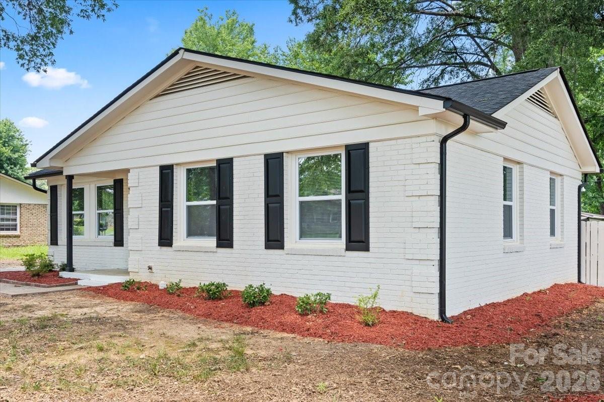 8006 Hemby Wood Drive — Indian Trail