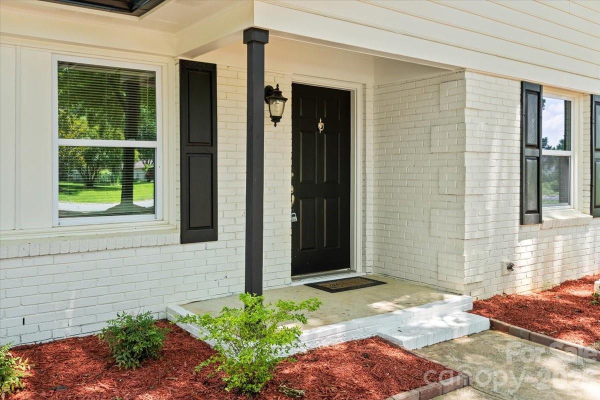8006 Hemby Wood Drive — Indian Trail