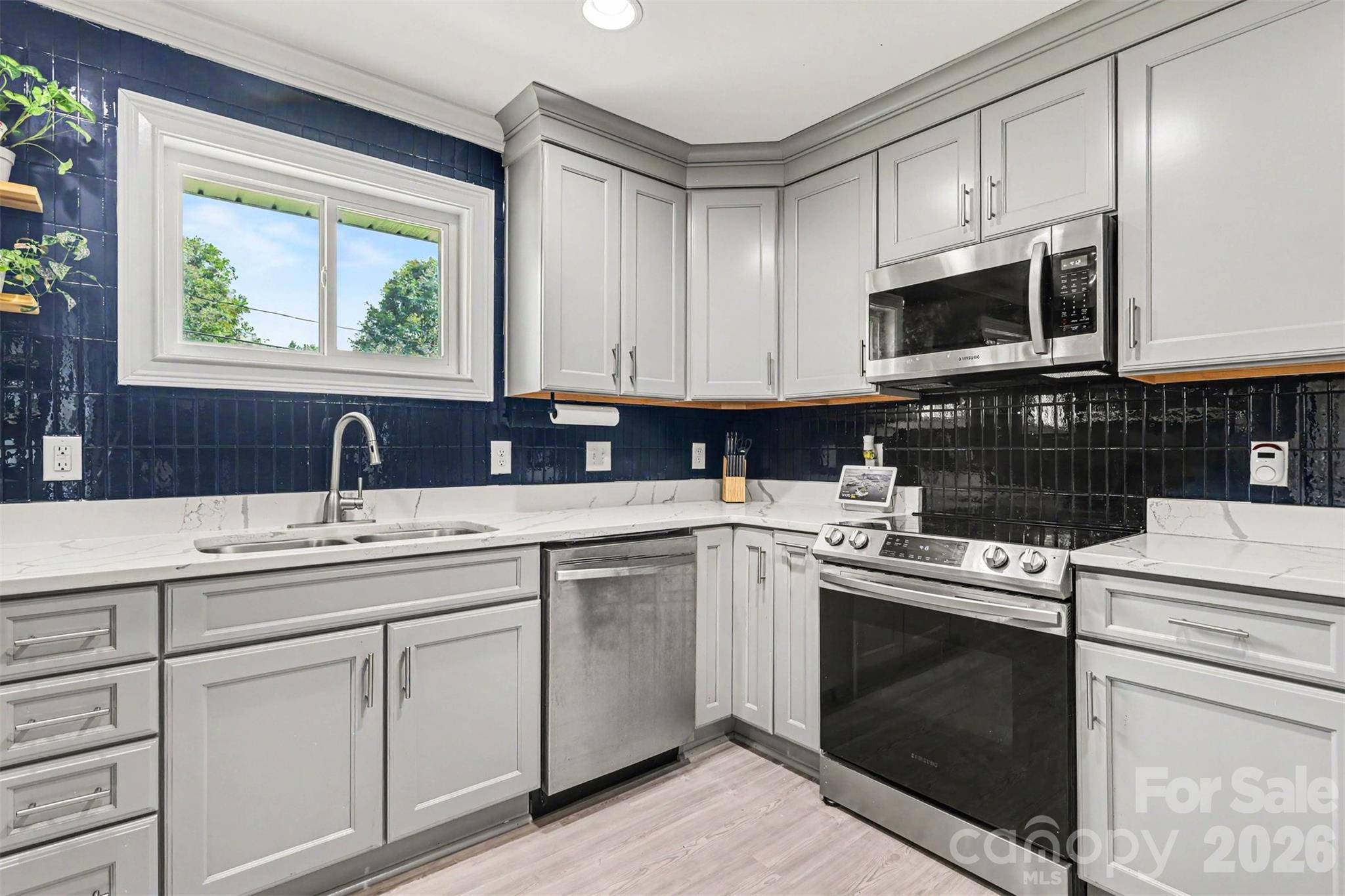 7048 Delta Lake Drive — Charlotte