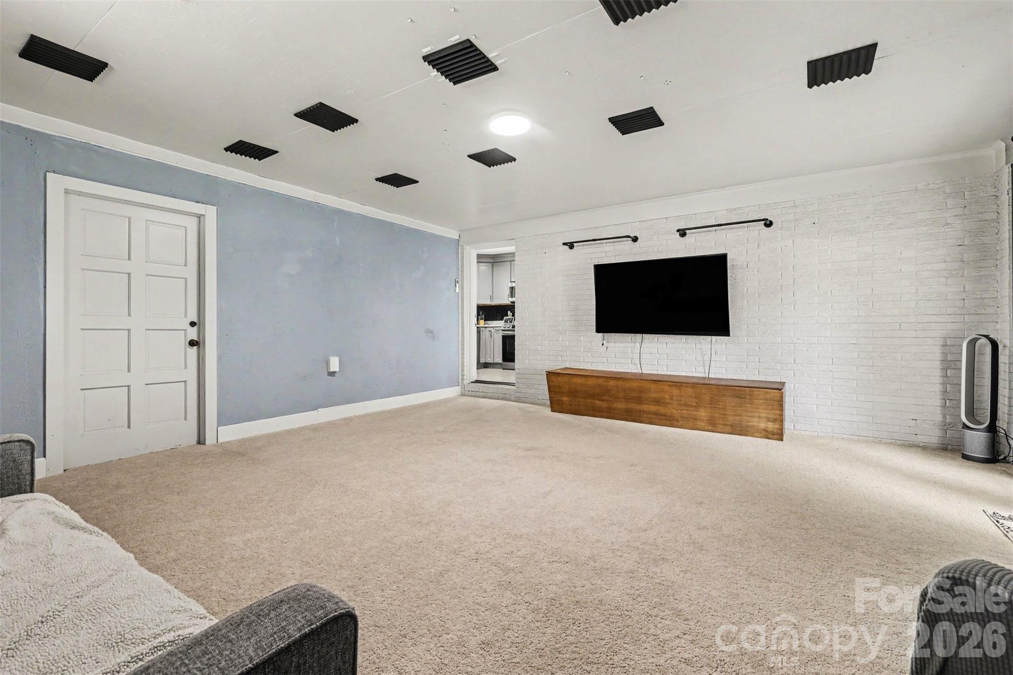 7048 Delta Lake Drive — Charlotte
