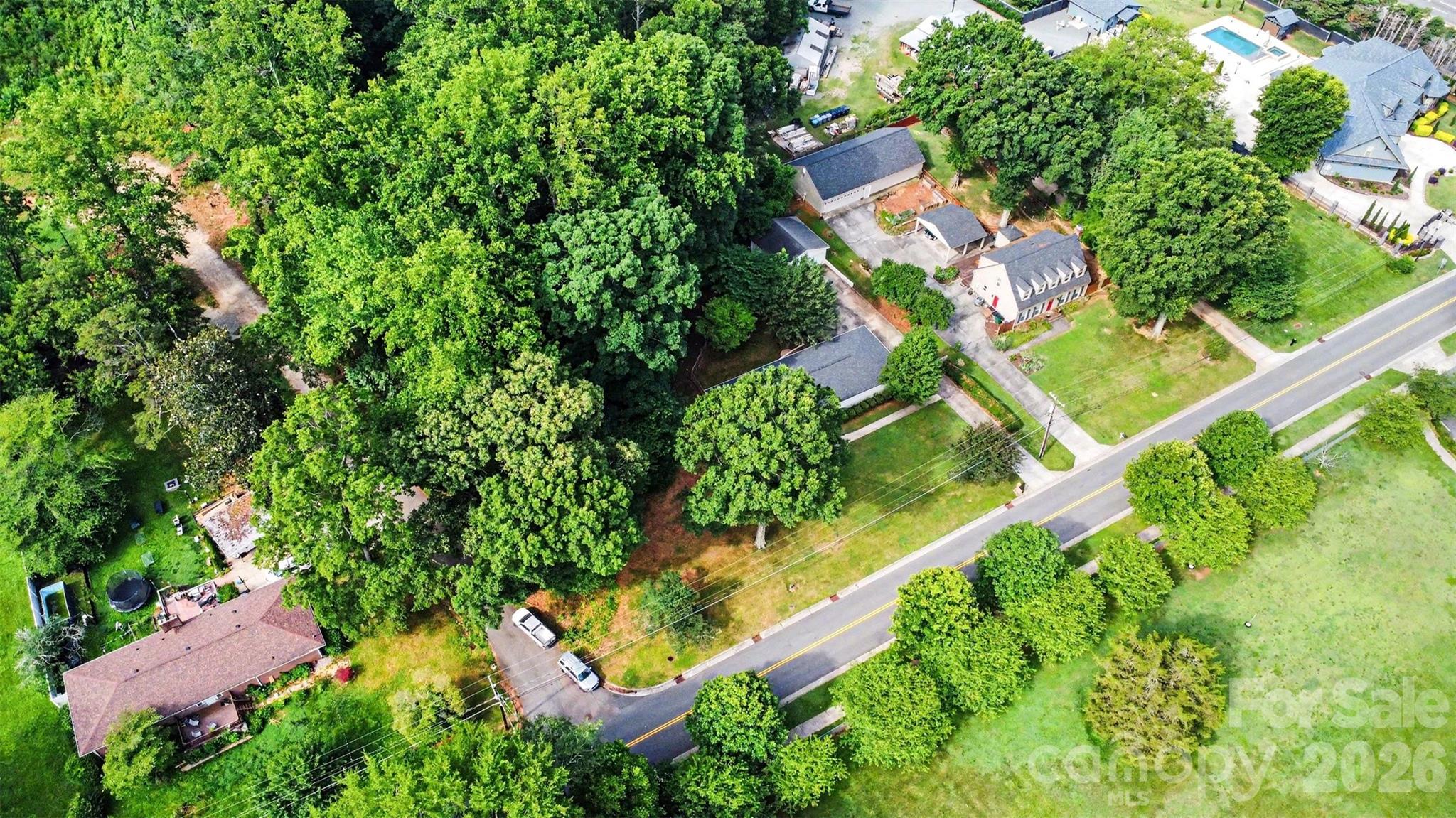 7048 Delta Lake Drive — Charlotte