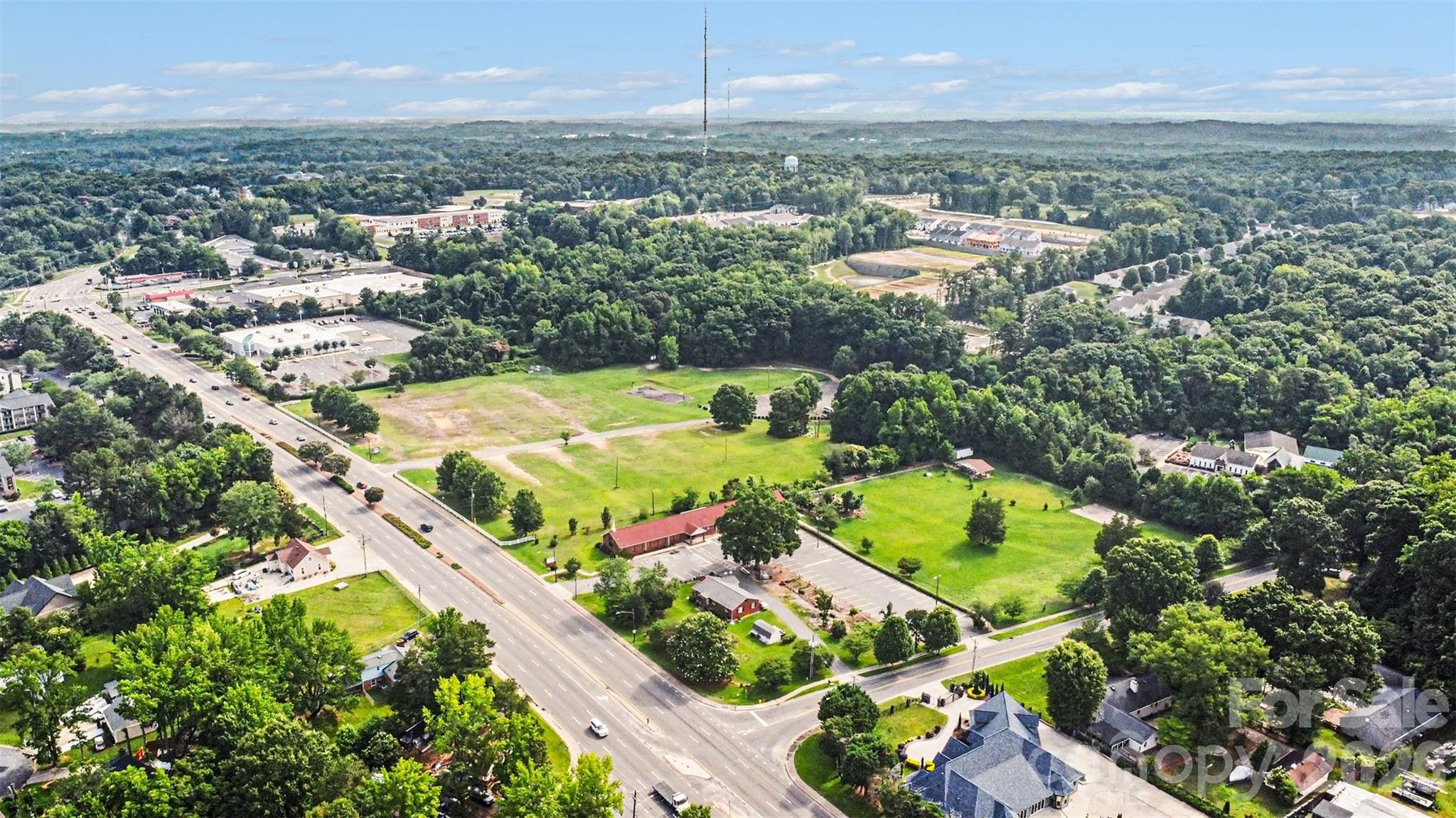 7048 Delta Lake Drive — Charlotte