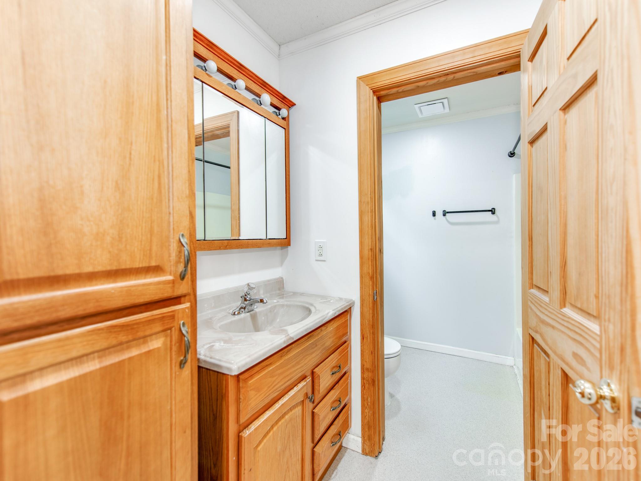 7575 Tanglewood Drive — Vale