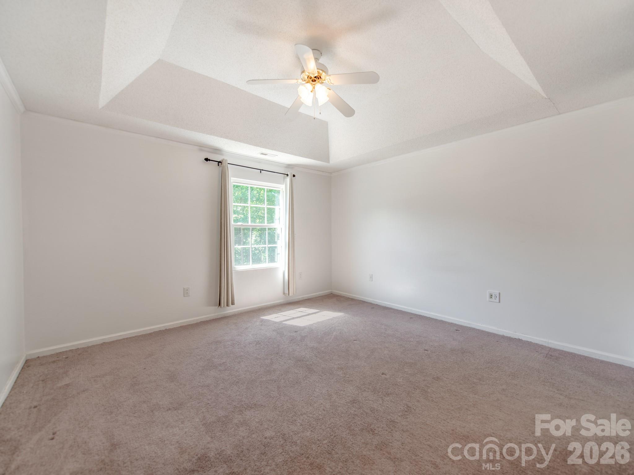 7575 Tanglewood Drive — Vale