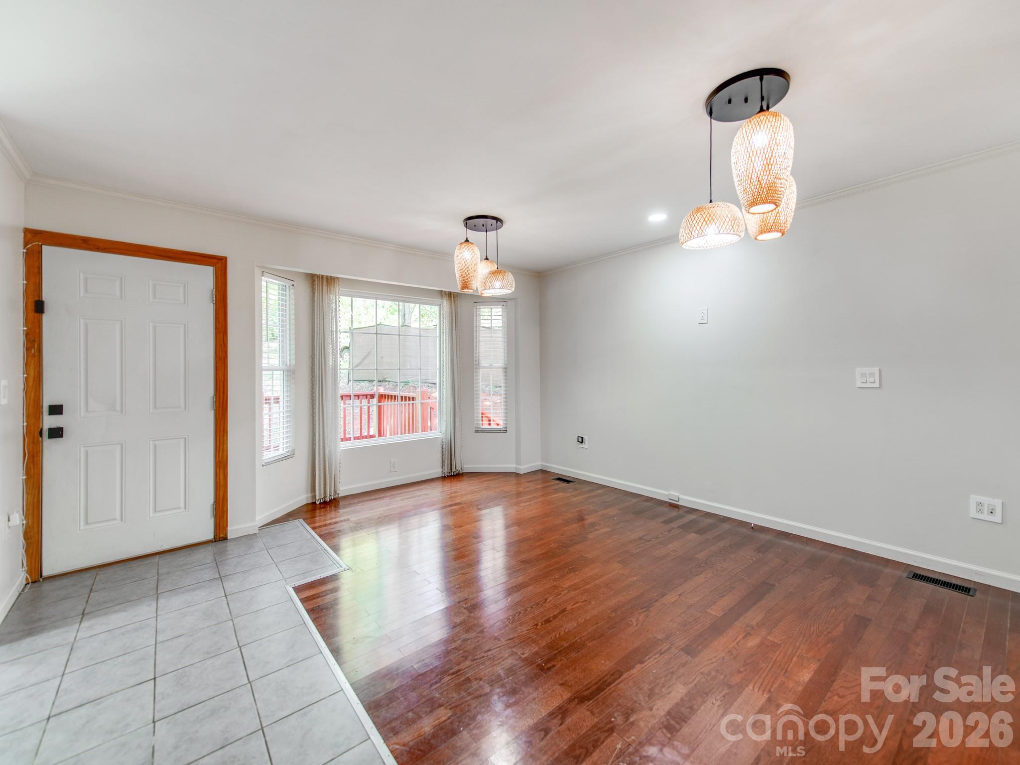 7575 Tanglewood Drive — Vale