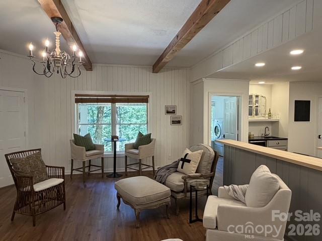 212 Estate Drive — Hendersonville