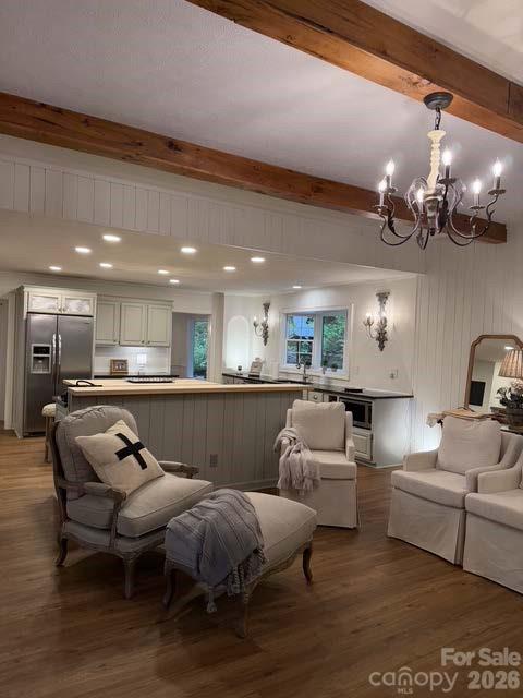 212 Estate Drive — Hendersonville