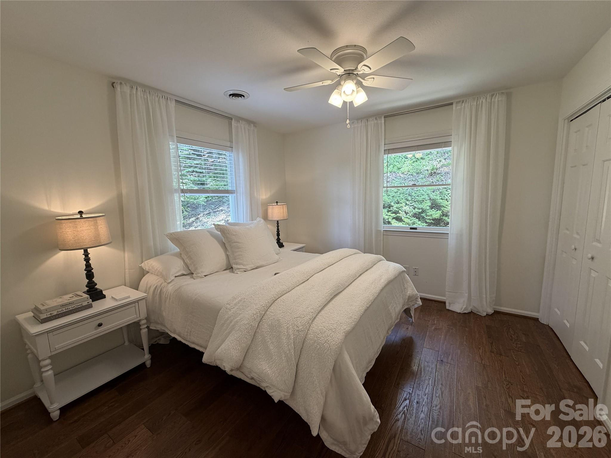 212 Estate Drive — Hendersonville