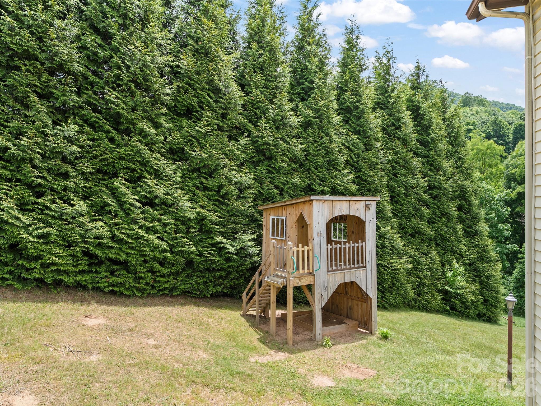 50 Blossom Drive — Waynesville