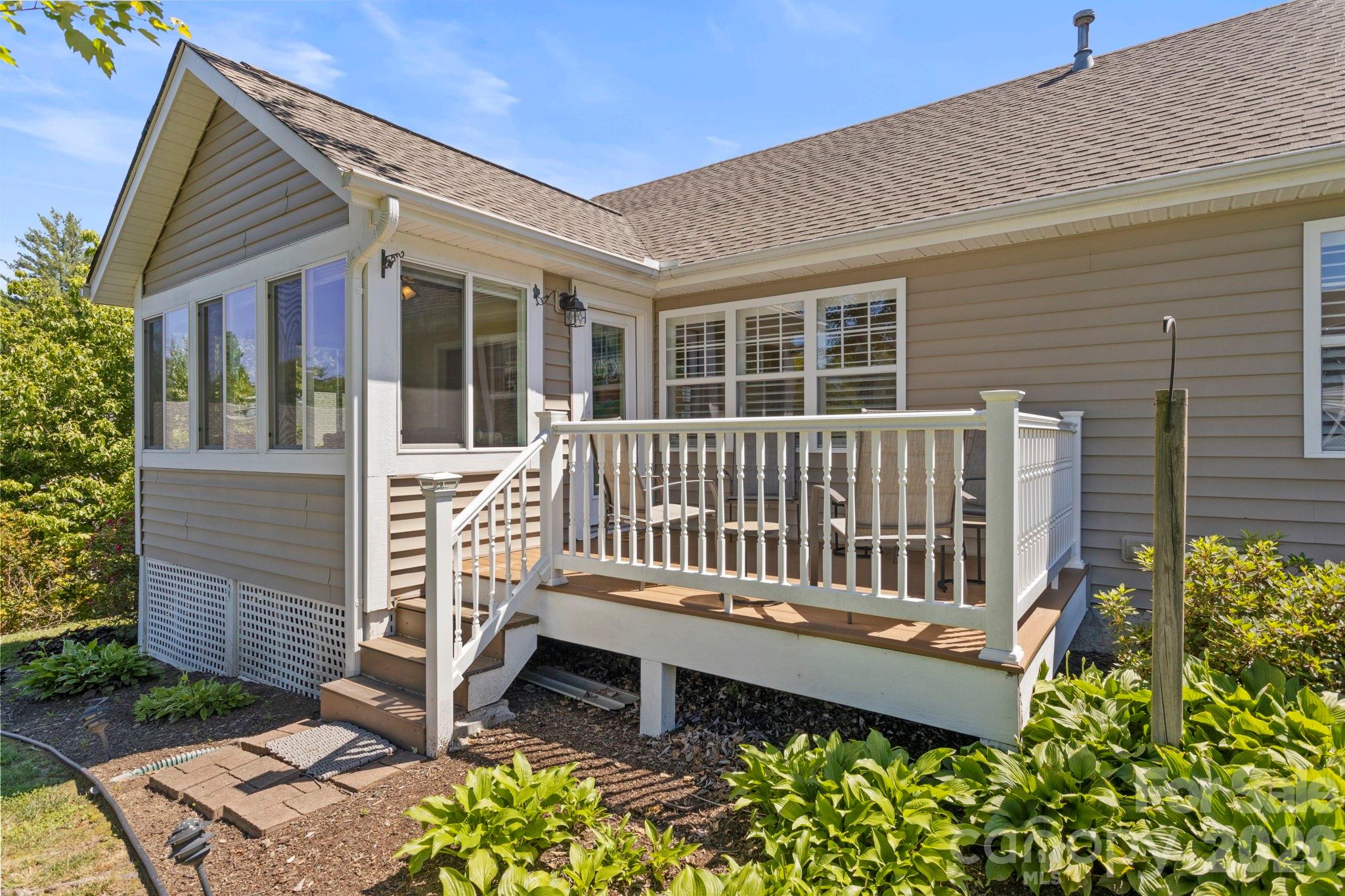 237 Charlestown Drive — Hendersonville