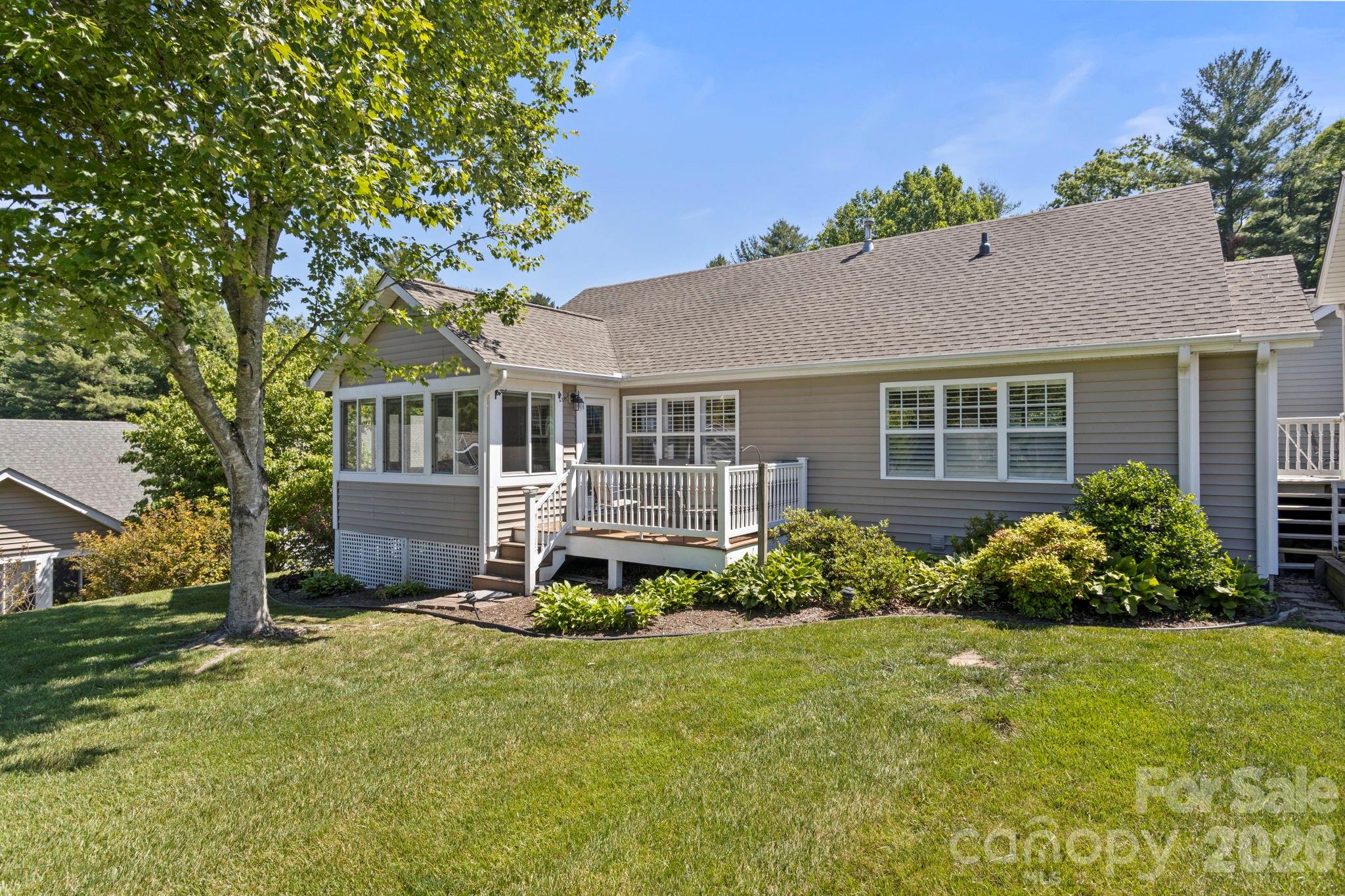 237 Charlestown Drive — Hendersonville