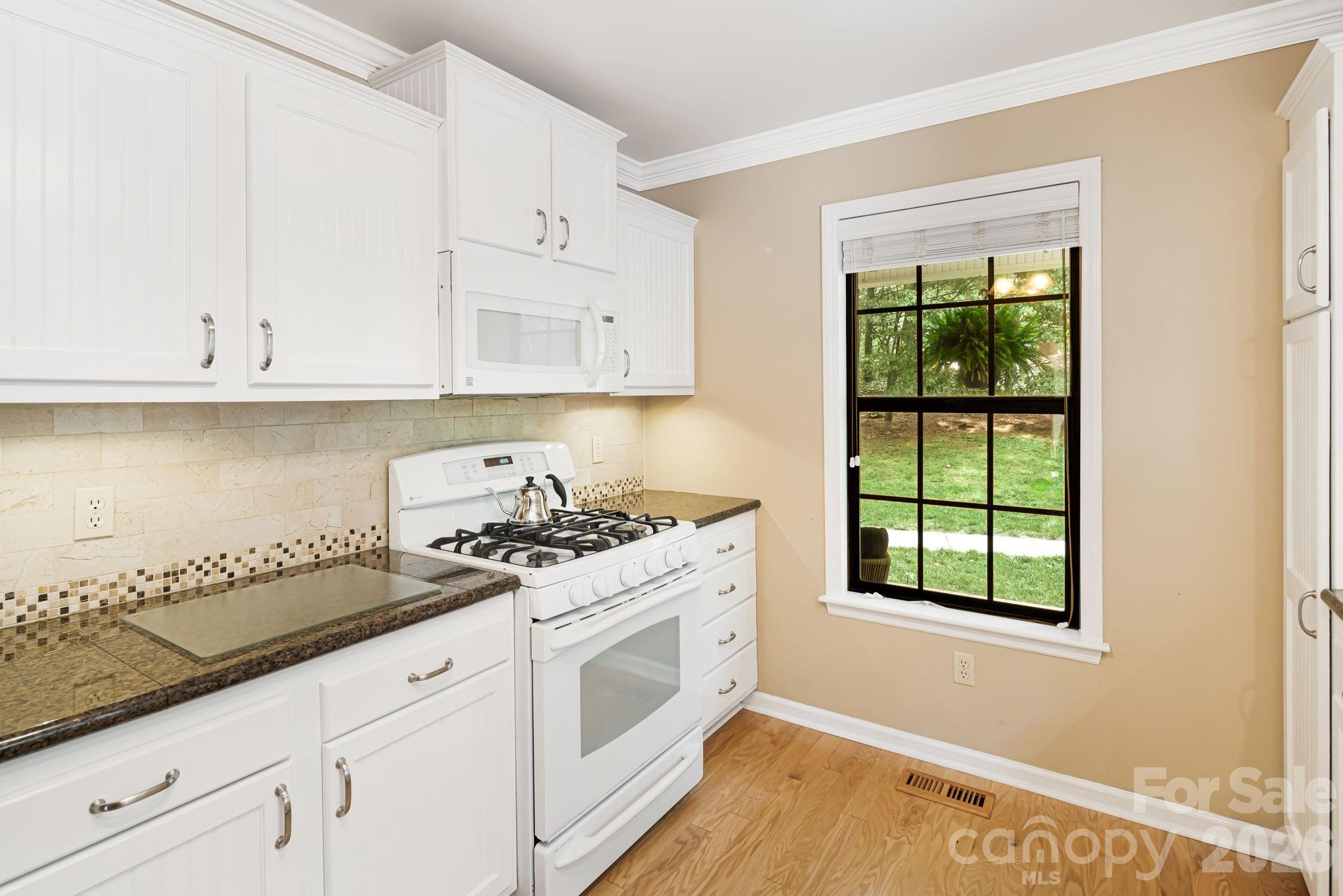 212 Riva Ridge Drive — Fairview