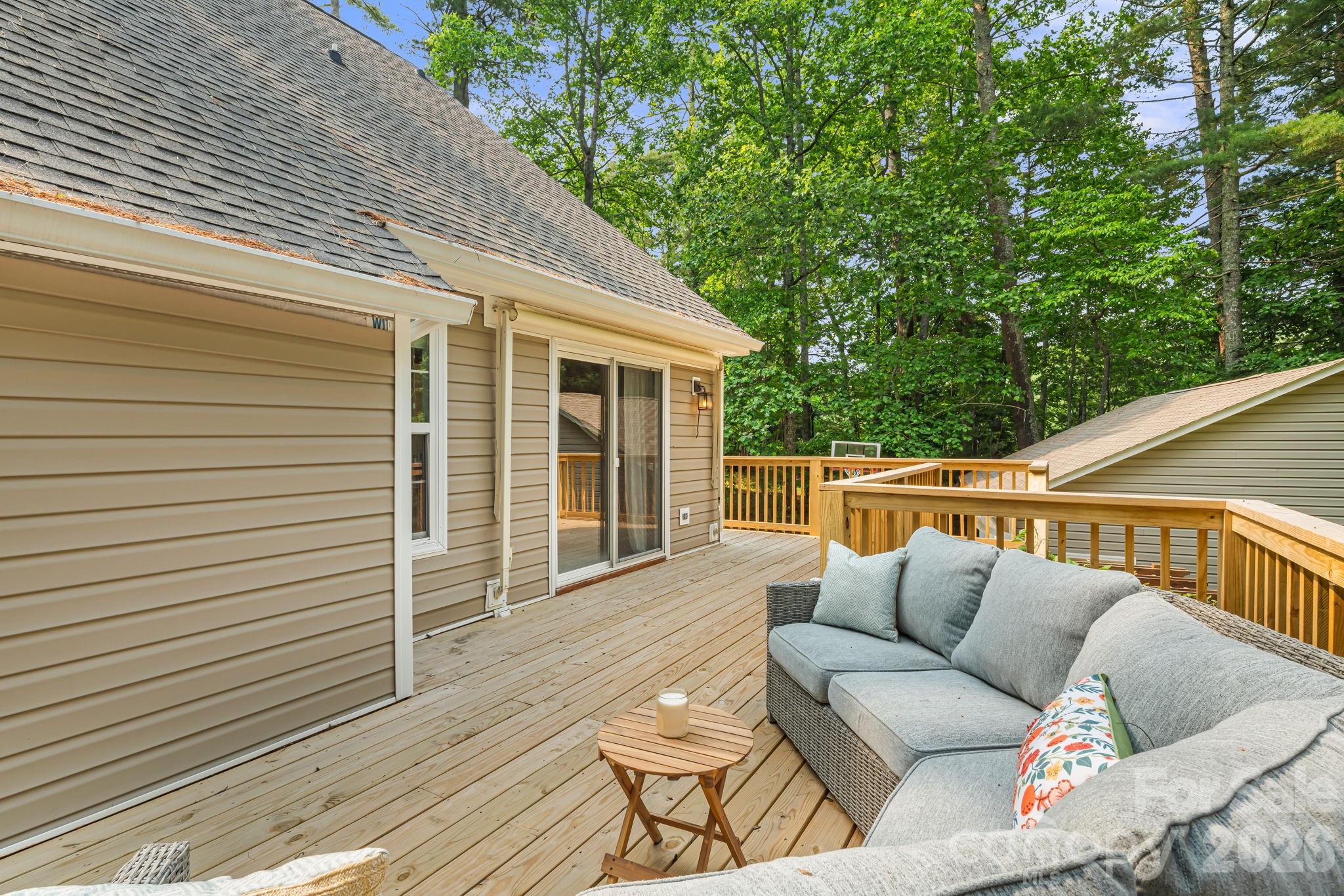 212 Riva Ridge Drive — Fairview