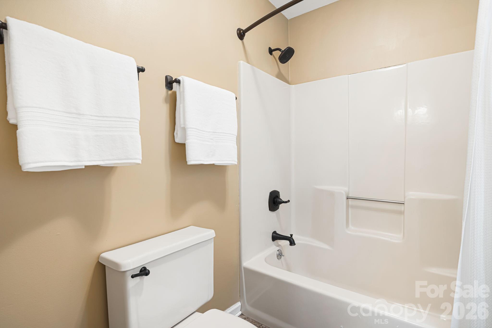 212 Riva Ridge Drive — Fairview