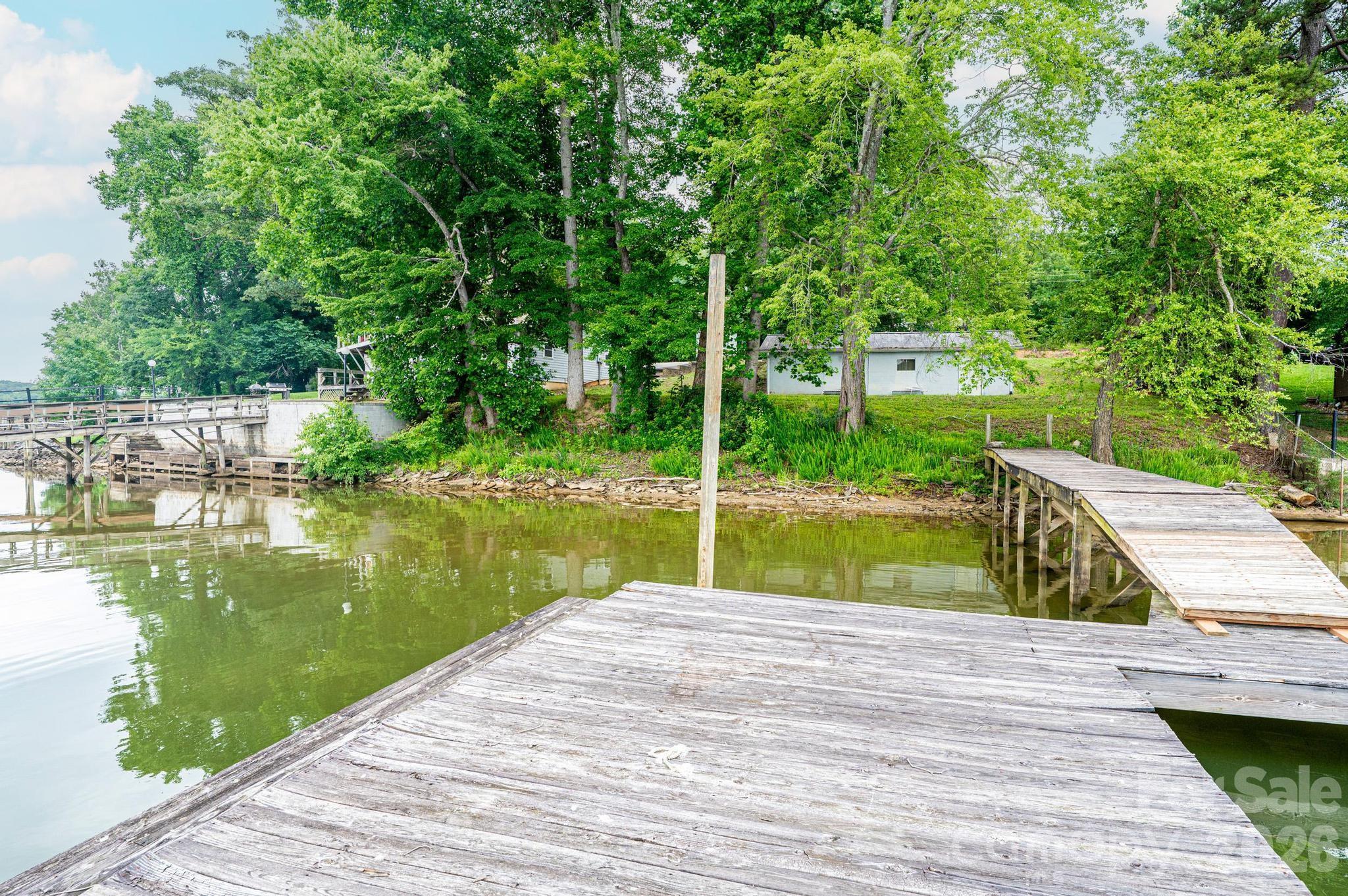 4566 Windward Lane — Catawba