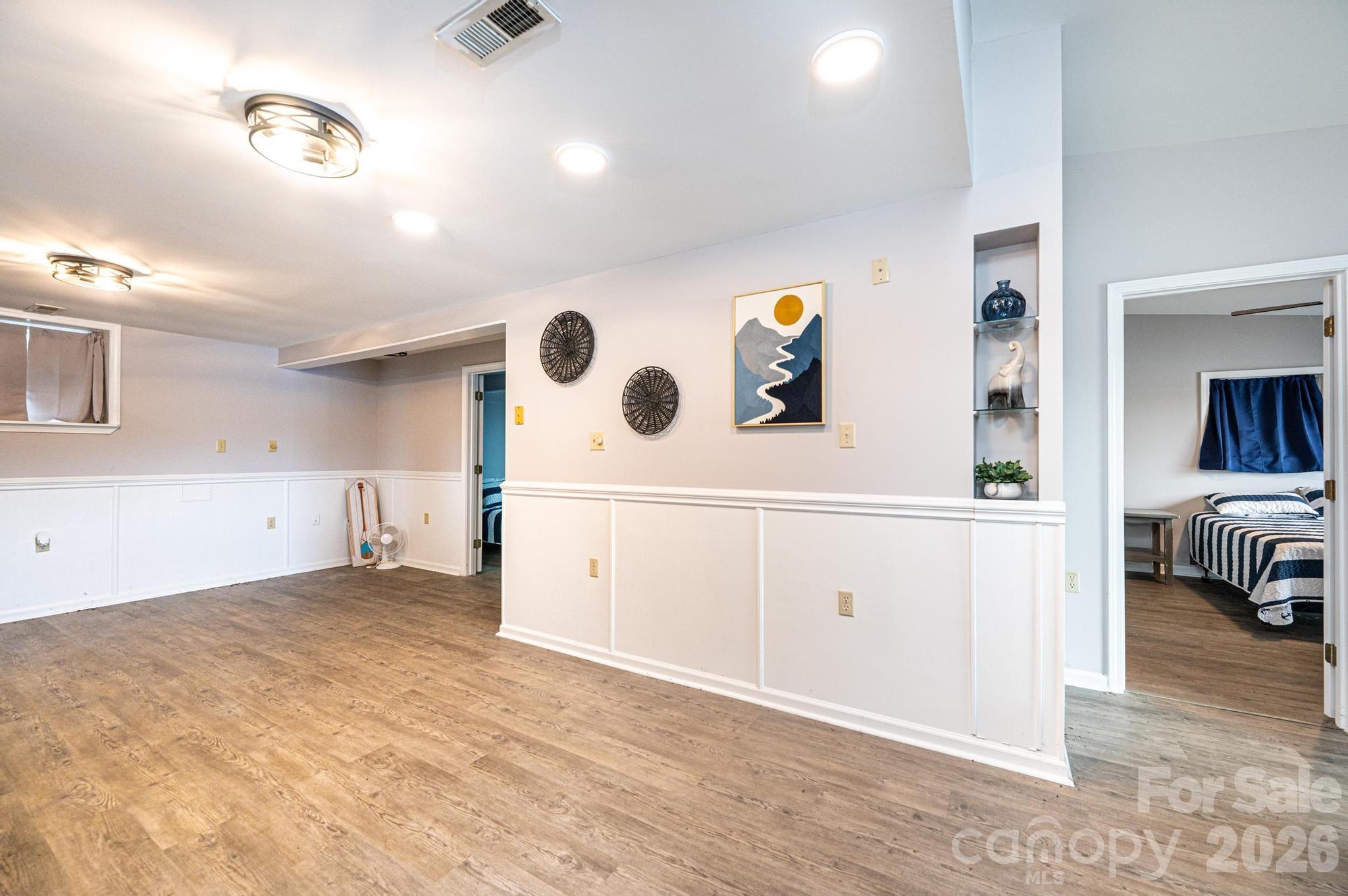 4566 Windward Lane — Catawba
