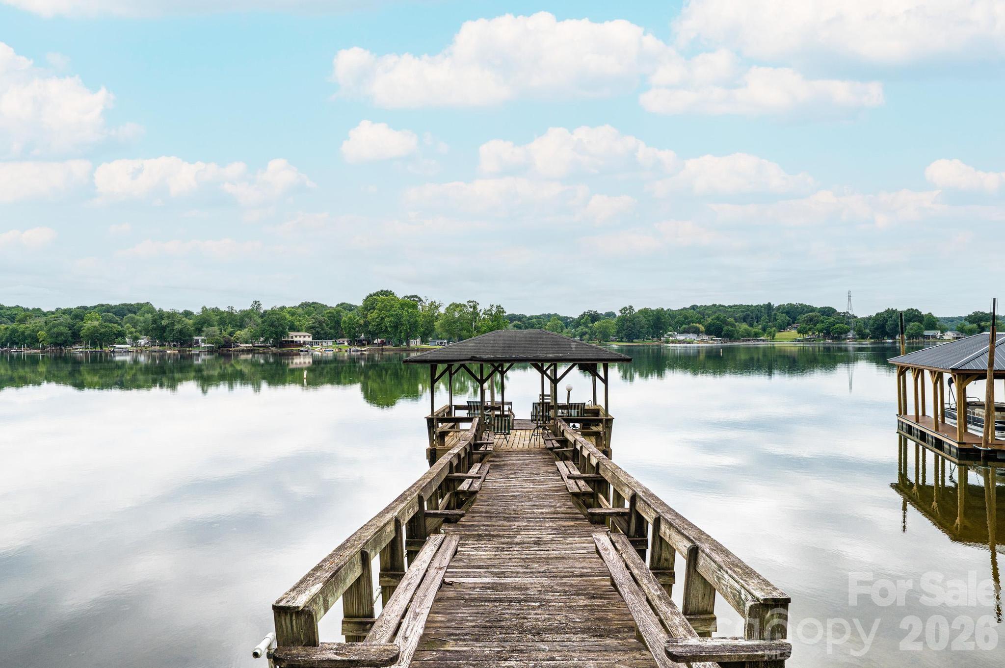 4566 Windward Lane — Catawba