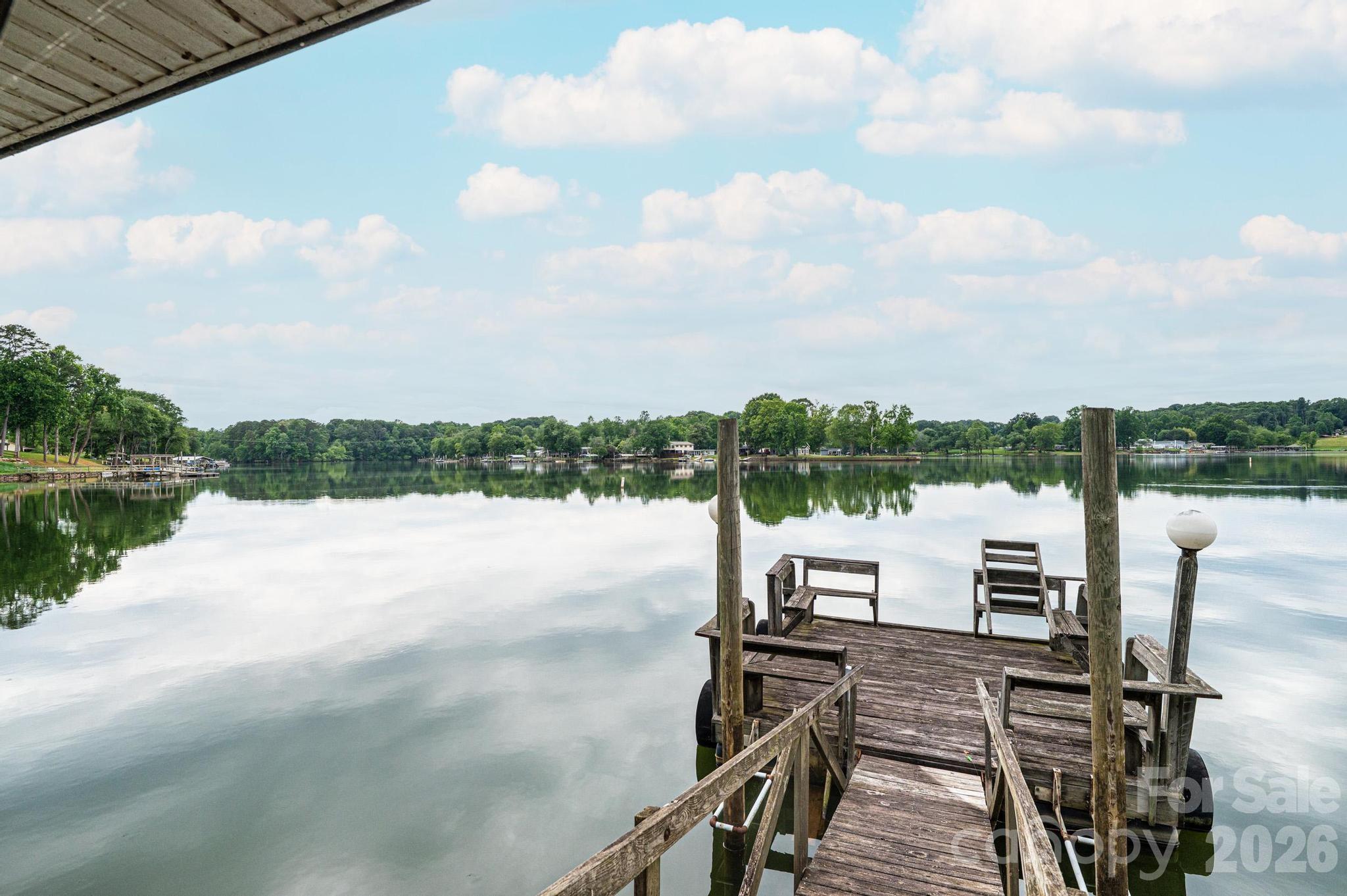 4566 Windward Lane — Catawba