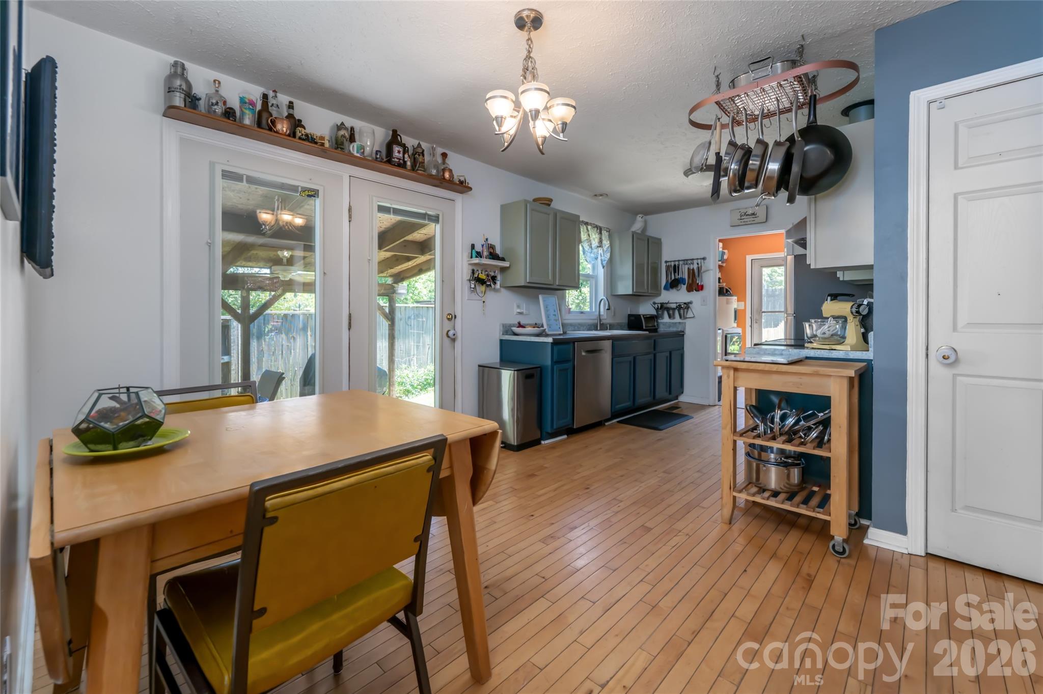 339 Hi Alta Avenue — Asheville